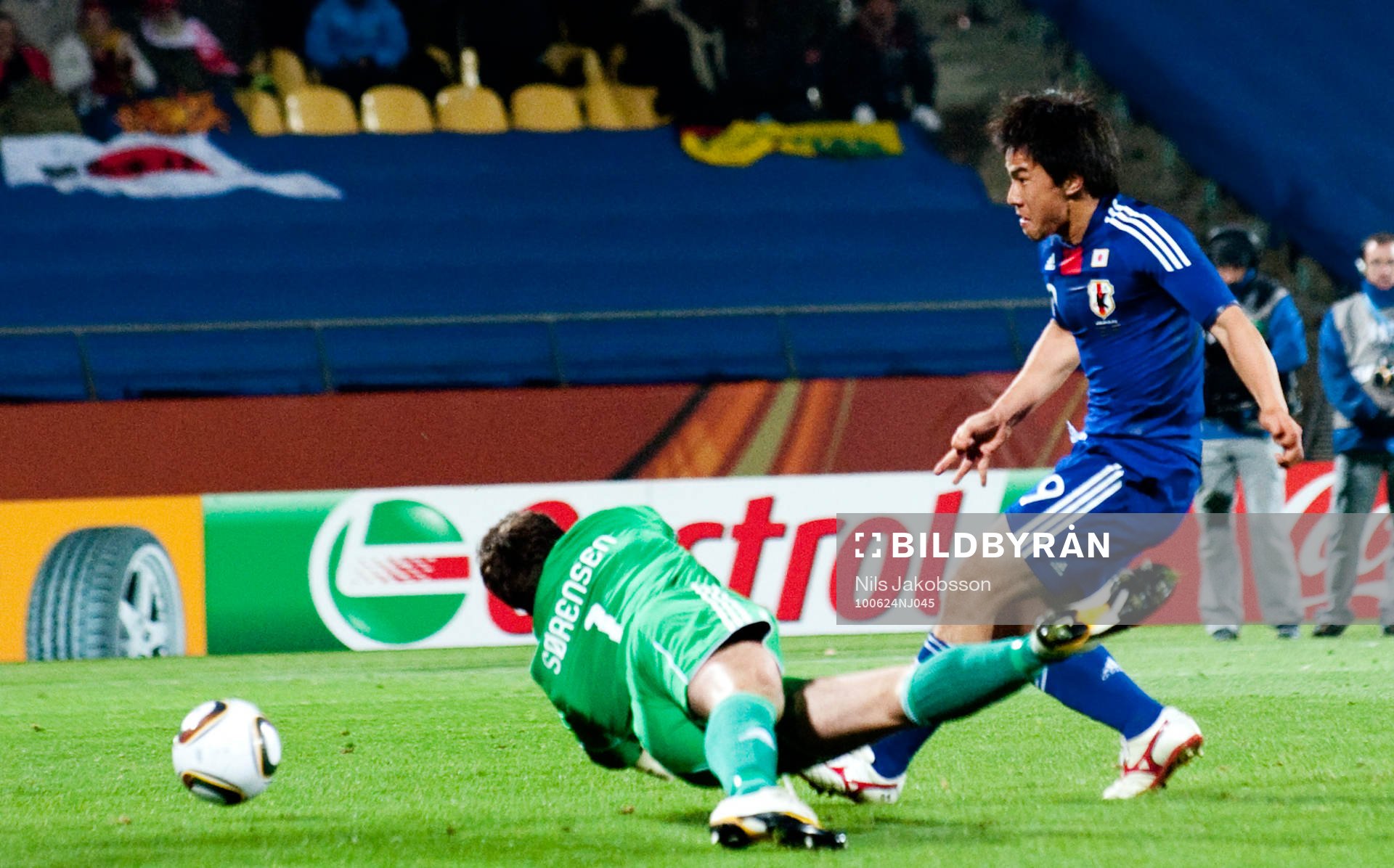 Shinji Okazaki, Japan gör 3-1