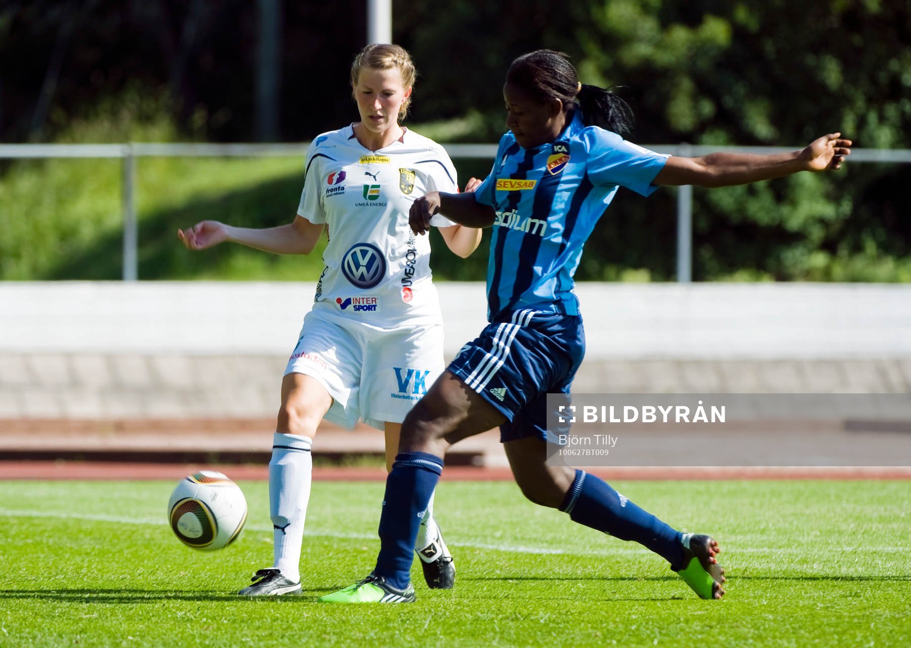  Emma Berglund, Umeå och Sarah Michel, Djurgården.