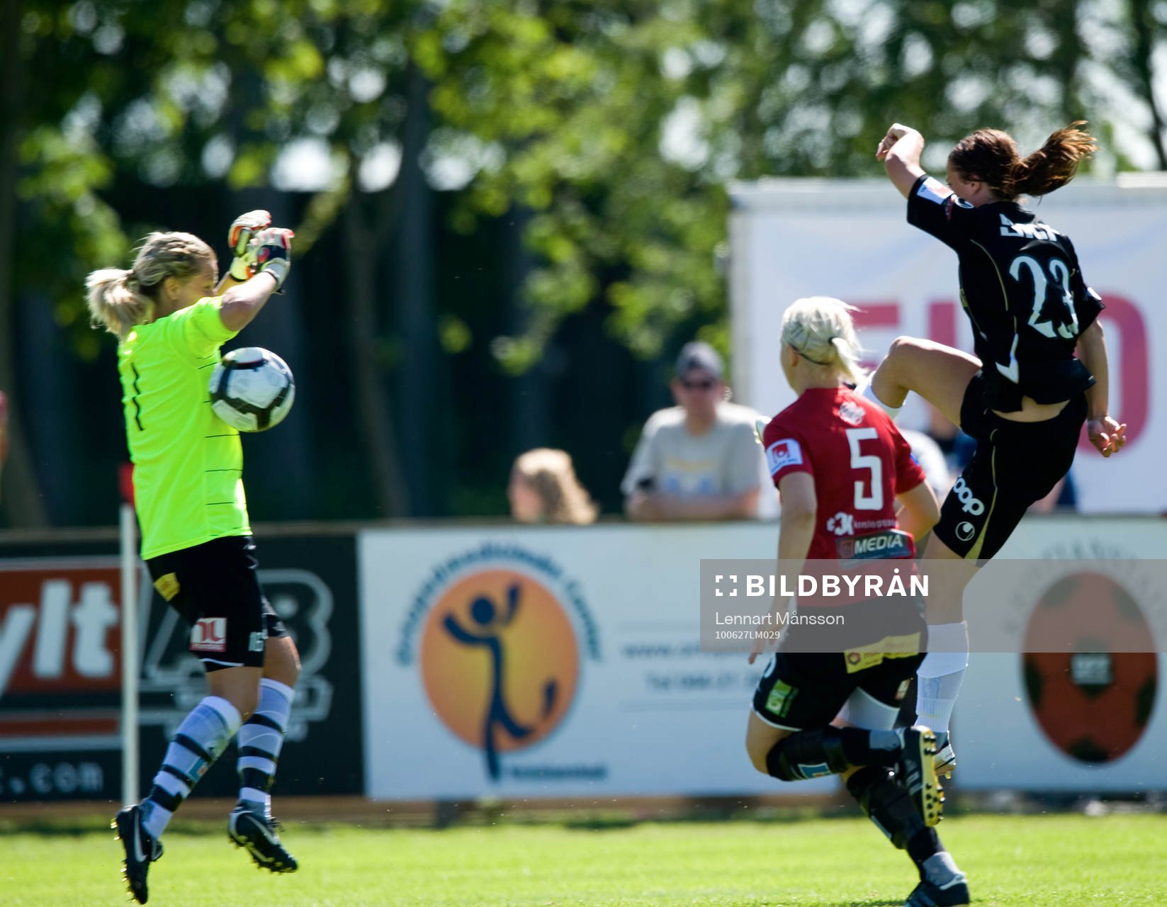 Sandra Wahldén, målvakt, Kristianstad, räddar skott