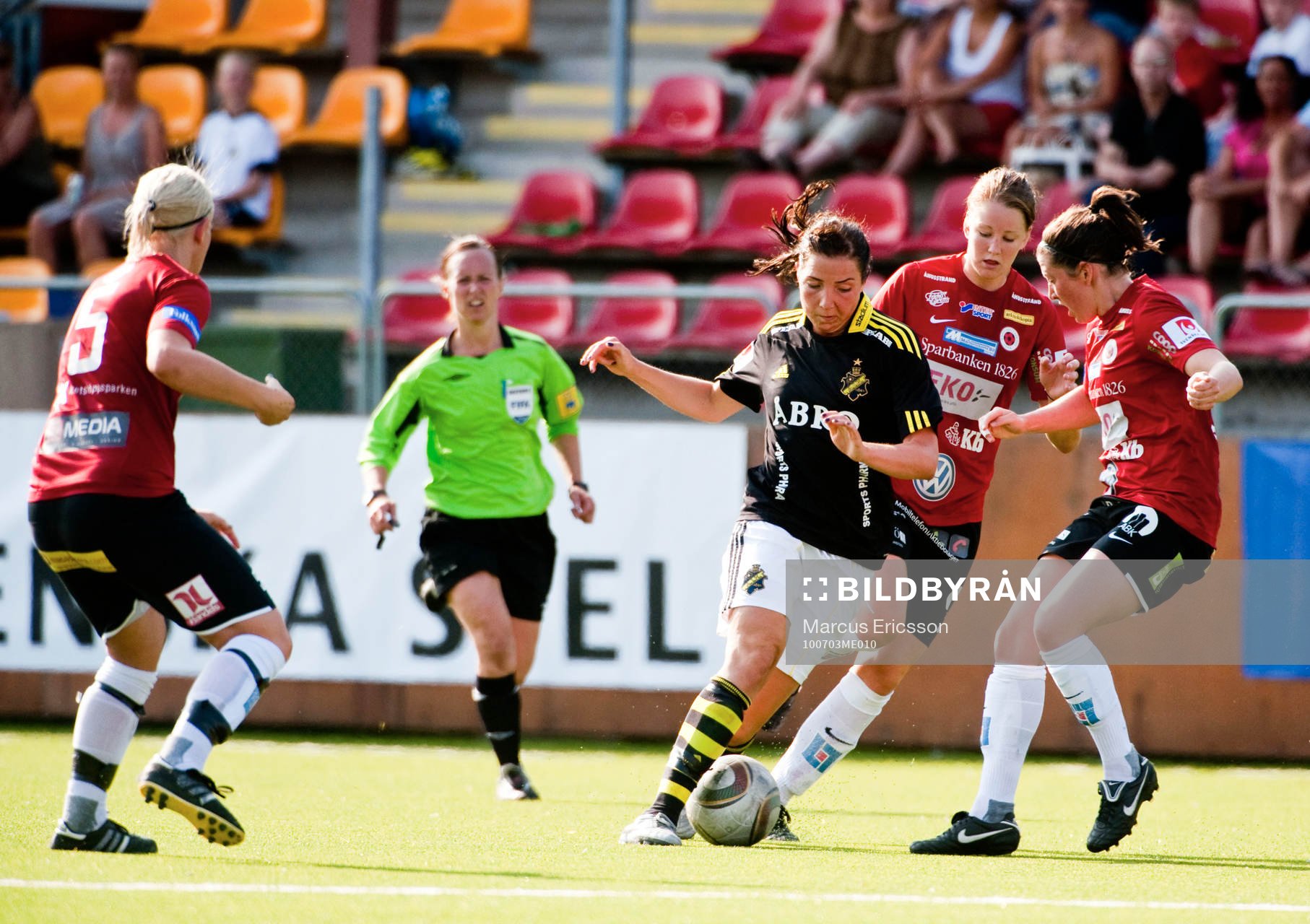Clara Markstedt, AIK i anfallet