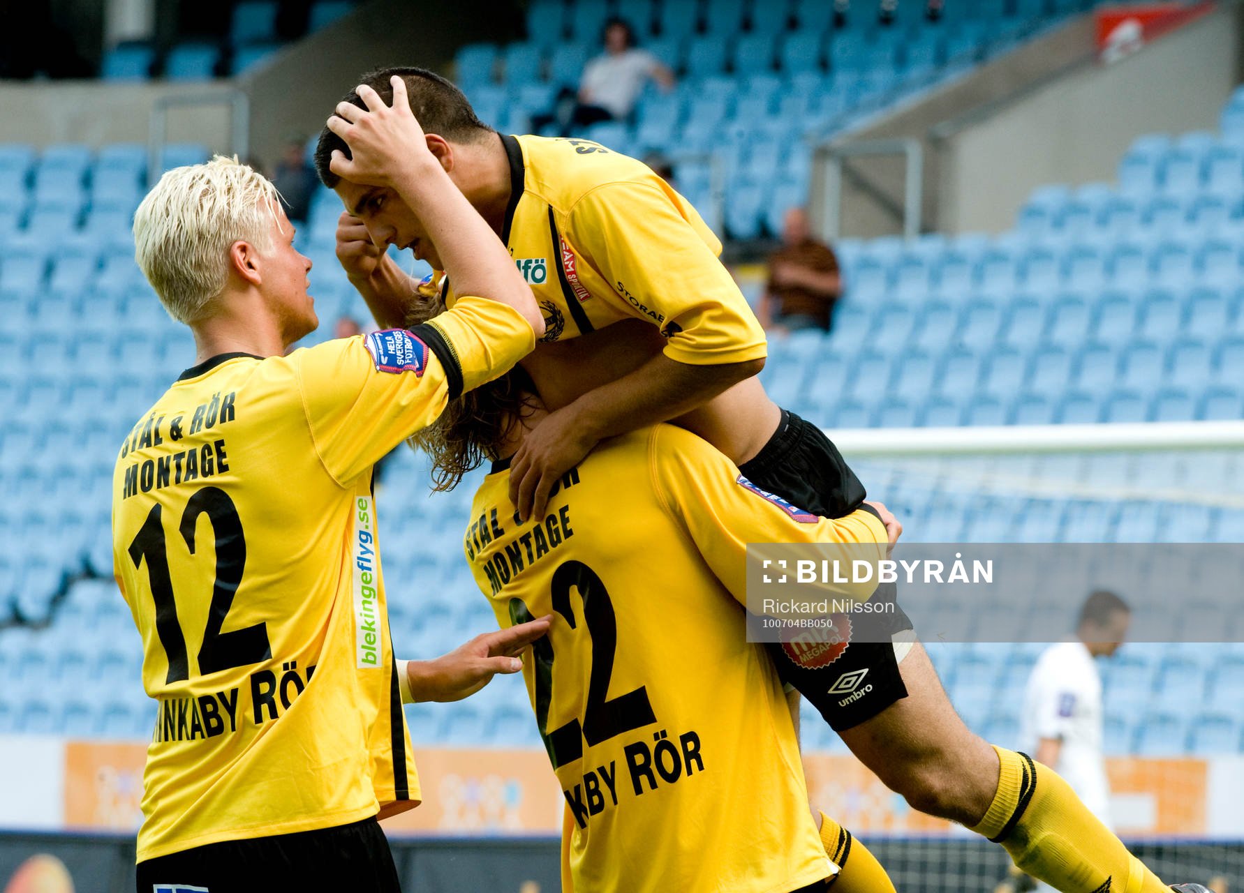 Mostapha El Kabir, Mjällby, jubel med David Löfquist och