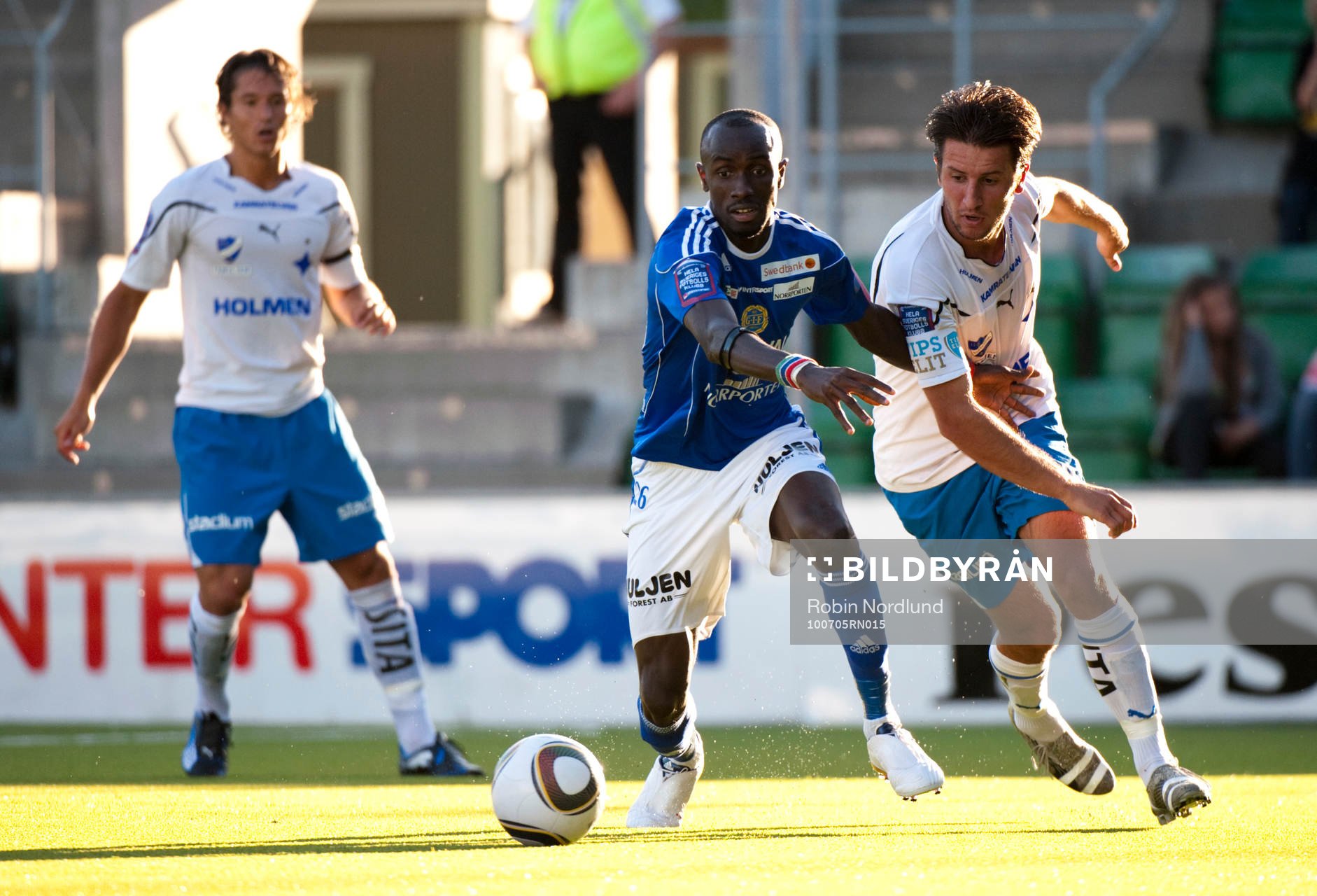 Aziz Corr Nyang, Sundsvall och Armin Tankovic, Norrköping