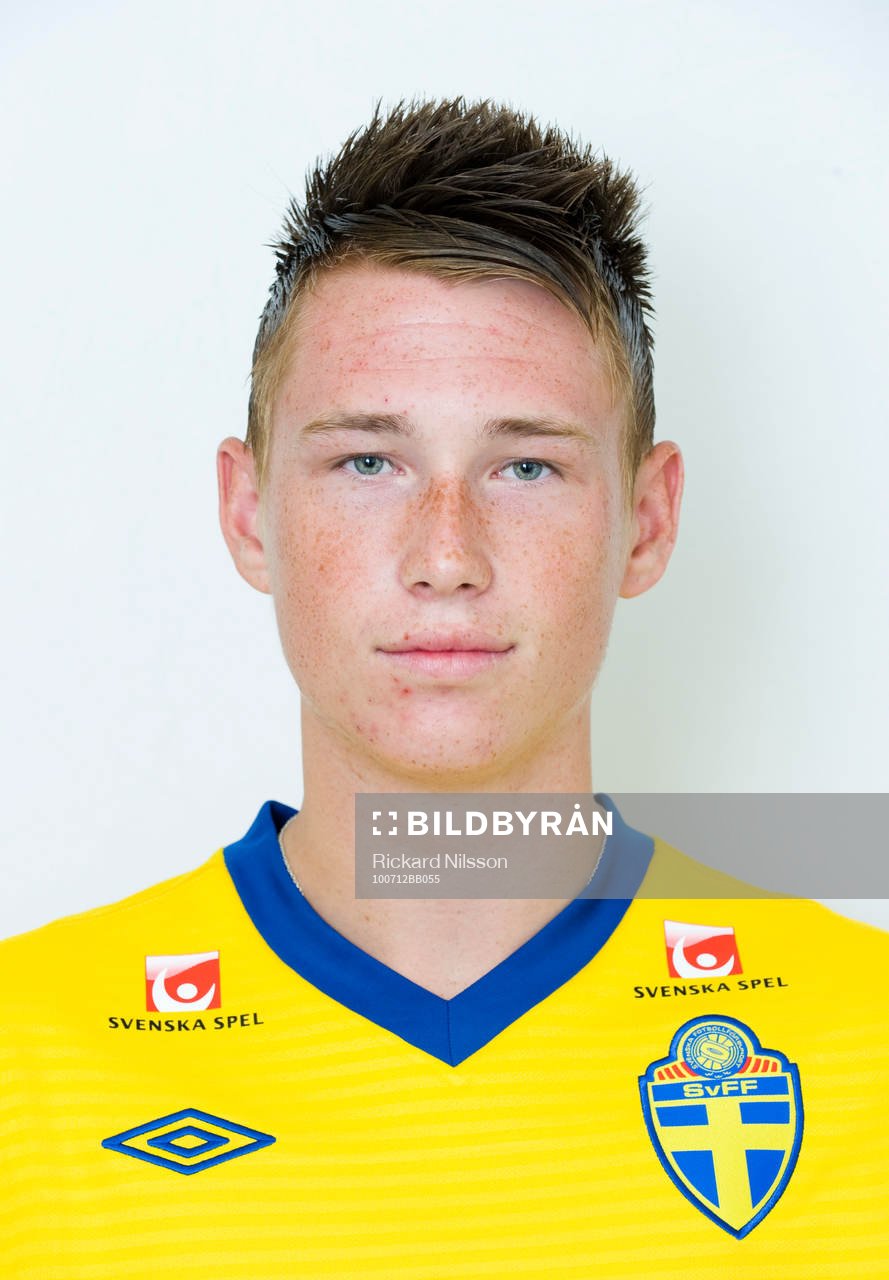 Tobias Lewicki