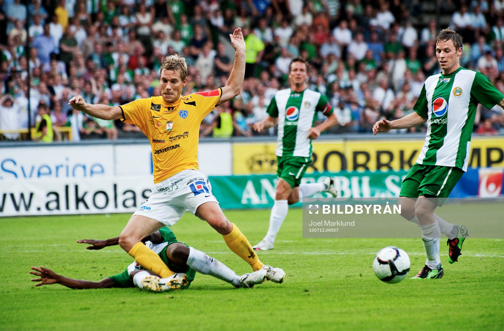 Jose Monteiro de Macedo, Hammarby, bryter ett pass till