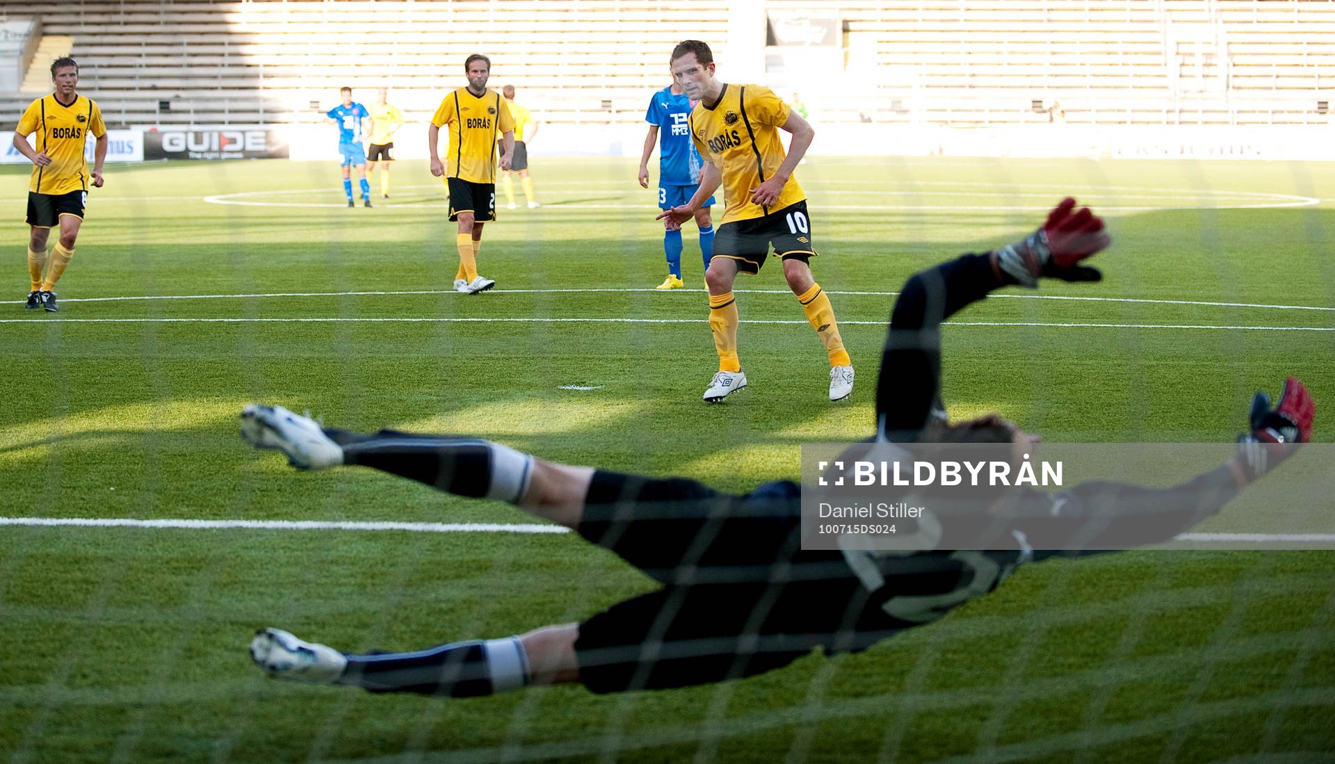 Martin Ericsson, Elfsborg, gör mål på straff