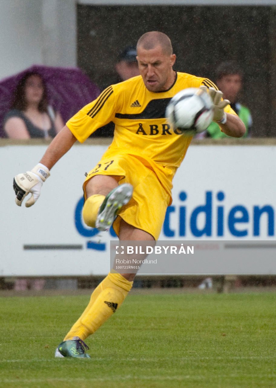 Ivan Turina, Målvakt AIK