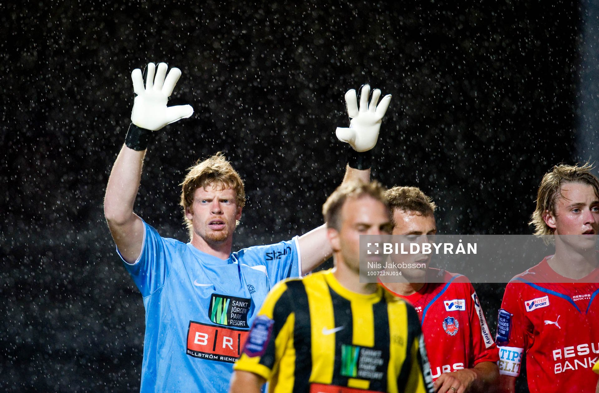 Christoffer Källqvist, målvakt, Häcken står i regnet
