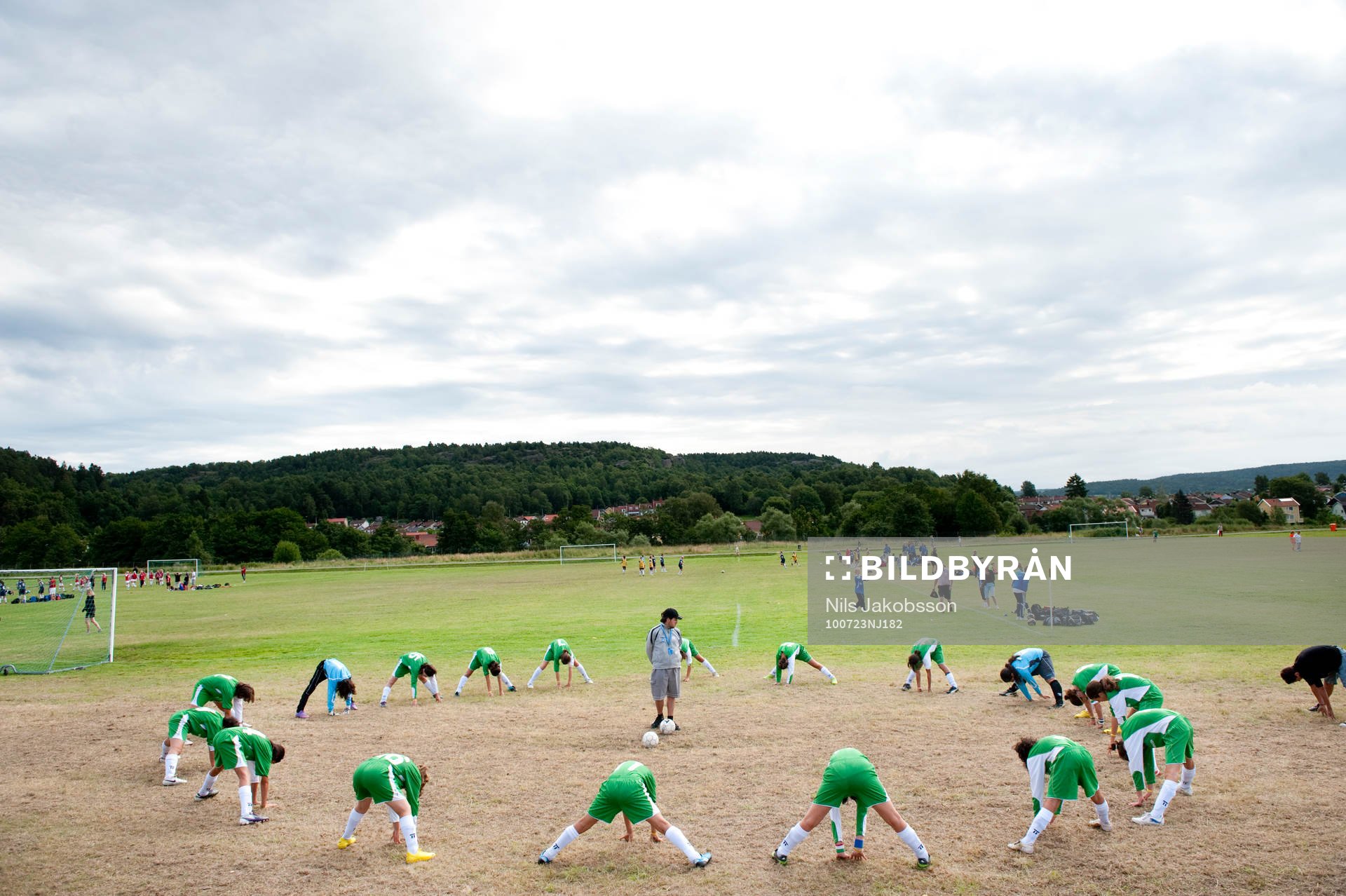 Fotboll, ungdom, Gothia Cup. Uppvärmning, stretch