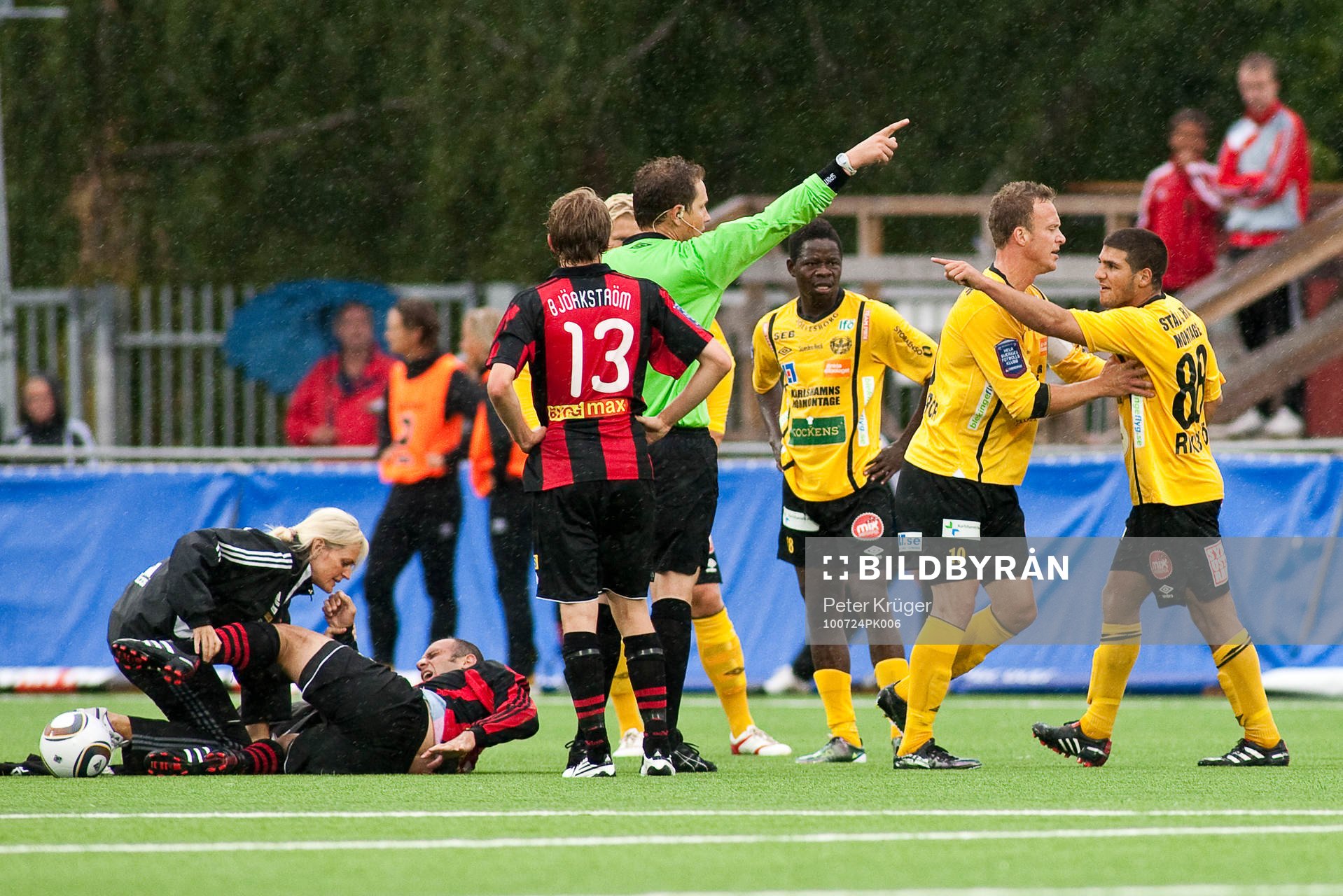Mostapha El Kabir klagar på utvisning från Martin