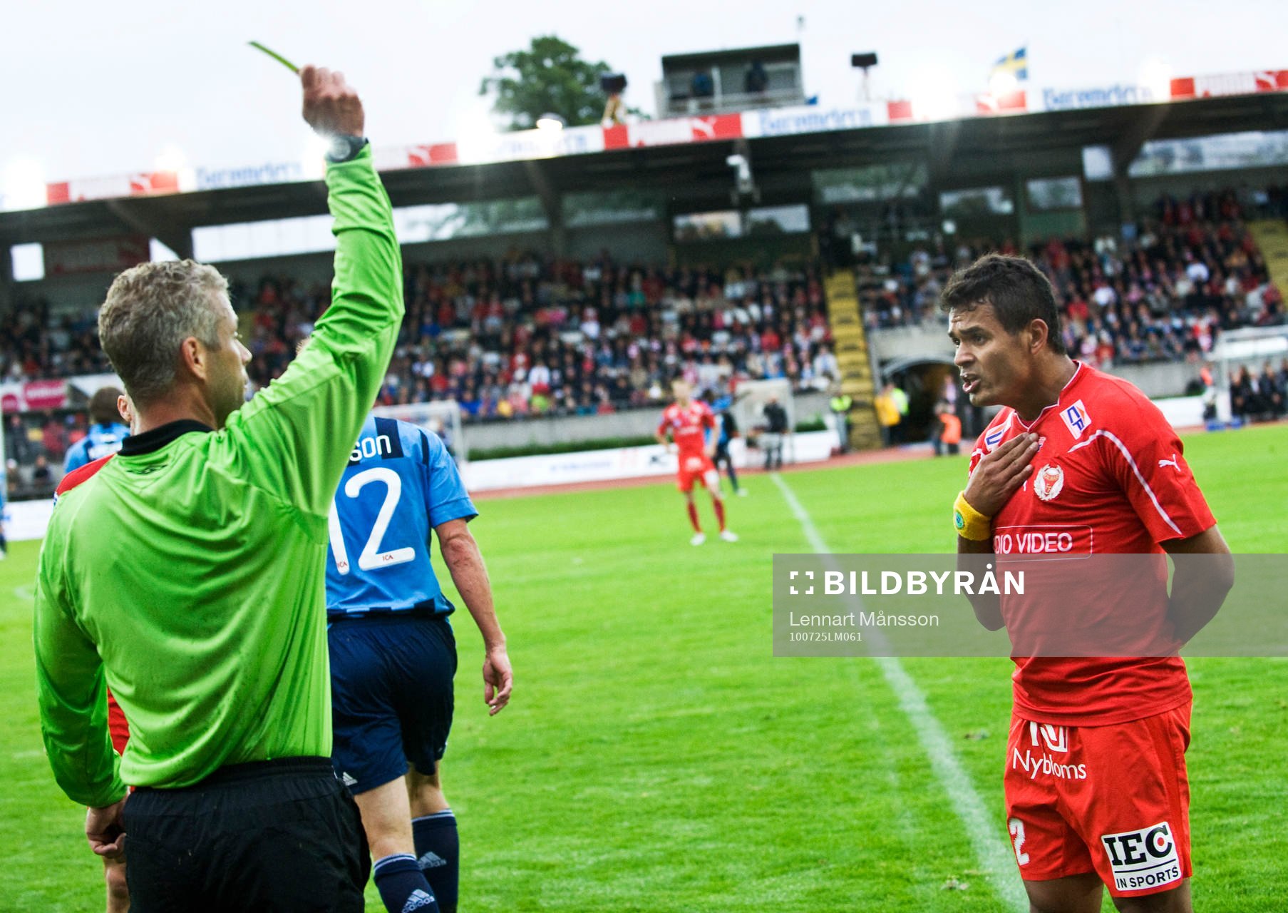 Daniel Sobralense, Kalmar, får gult kort, varning, av