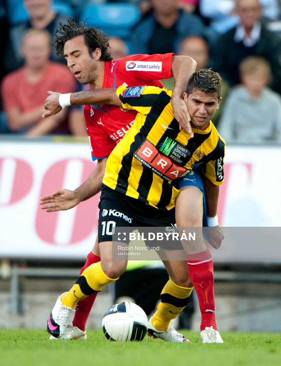 Paulinho, Häcken mot Abdul Khalili, Helsingborg