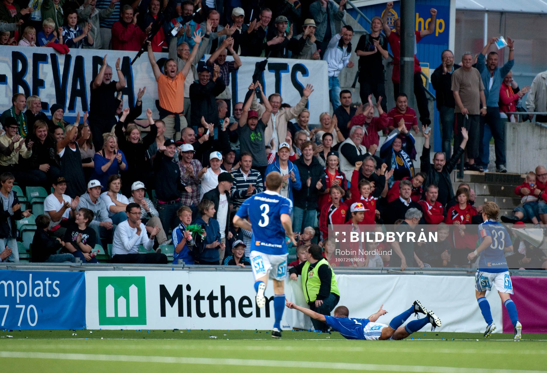  Christian Brink, Sundsvall jubel efter att ha kvitterat till 2-2