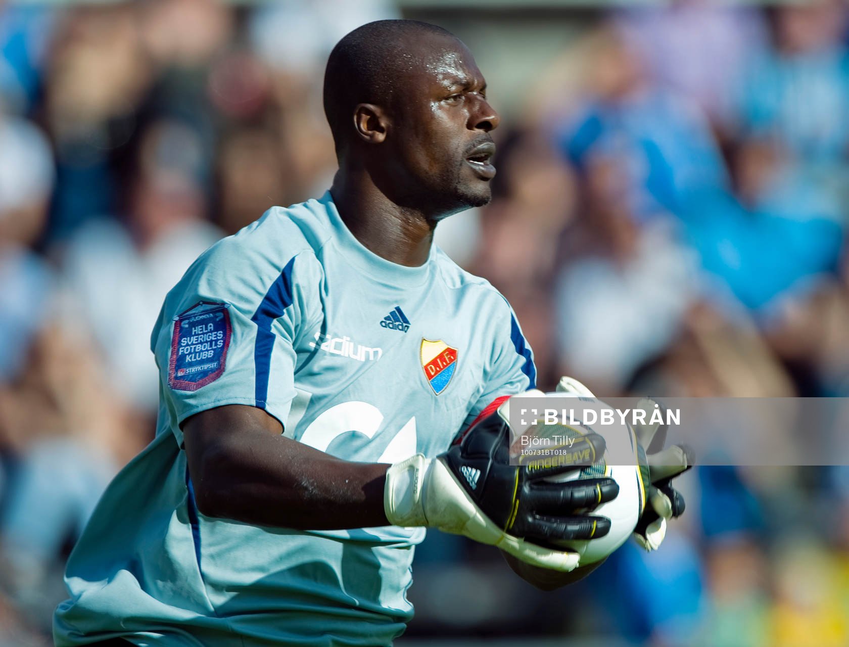 Pa Dembo Touray, målvakt