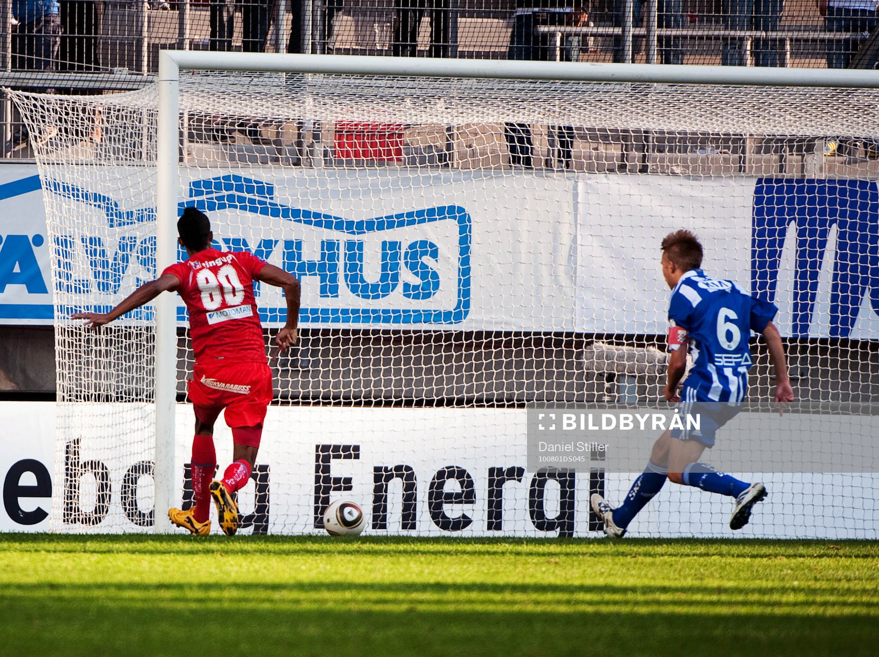 Douglas da Silva Vieira, Kalmar, gör mål, genre