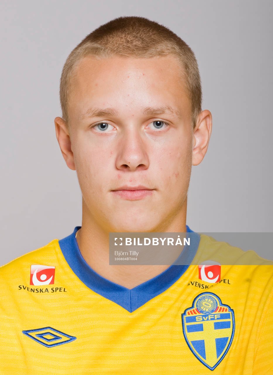 Pierre Olsson, Sverige
