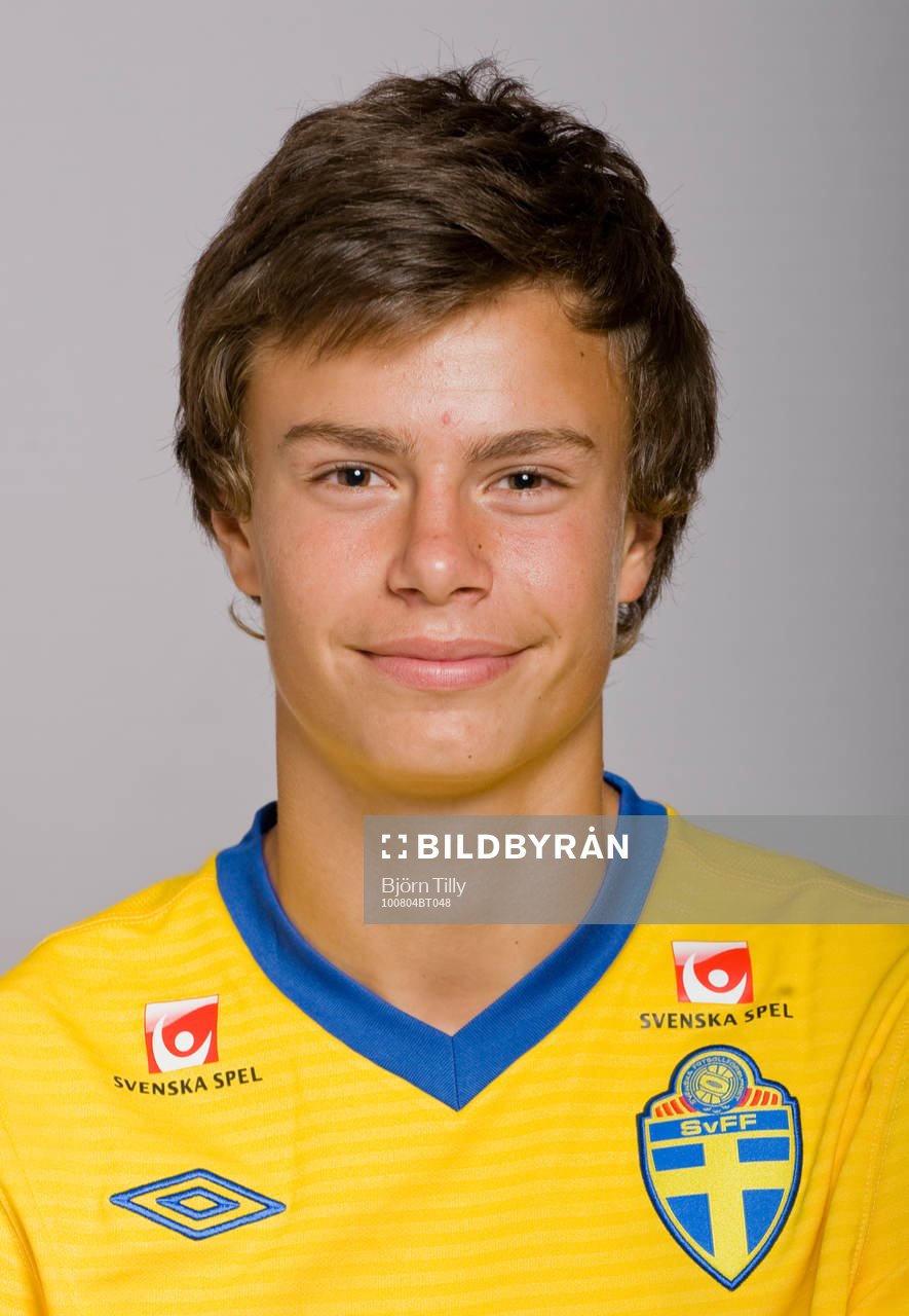 Melker Hallberg, Sverige