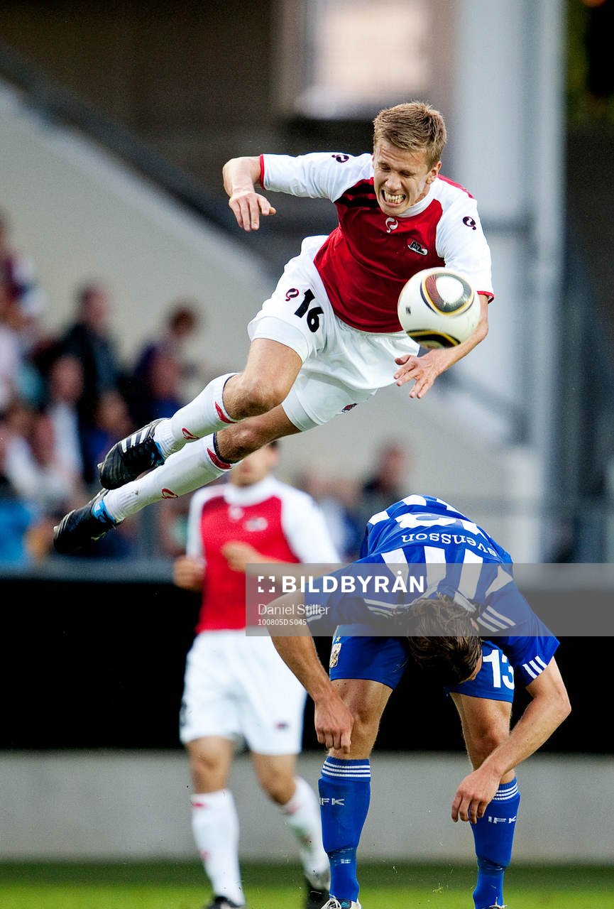 Pontus Wernbloom, AZ Alkmaar, flyger högt