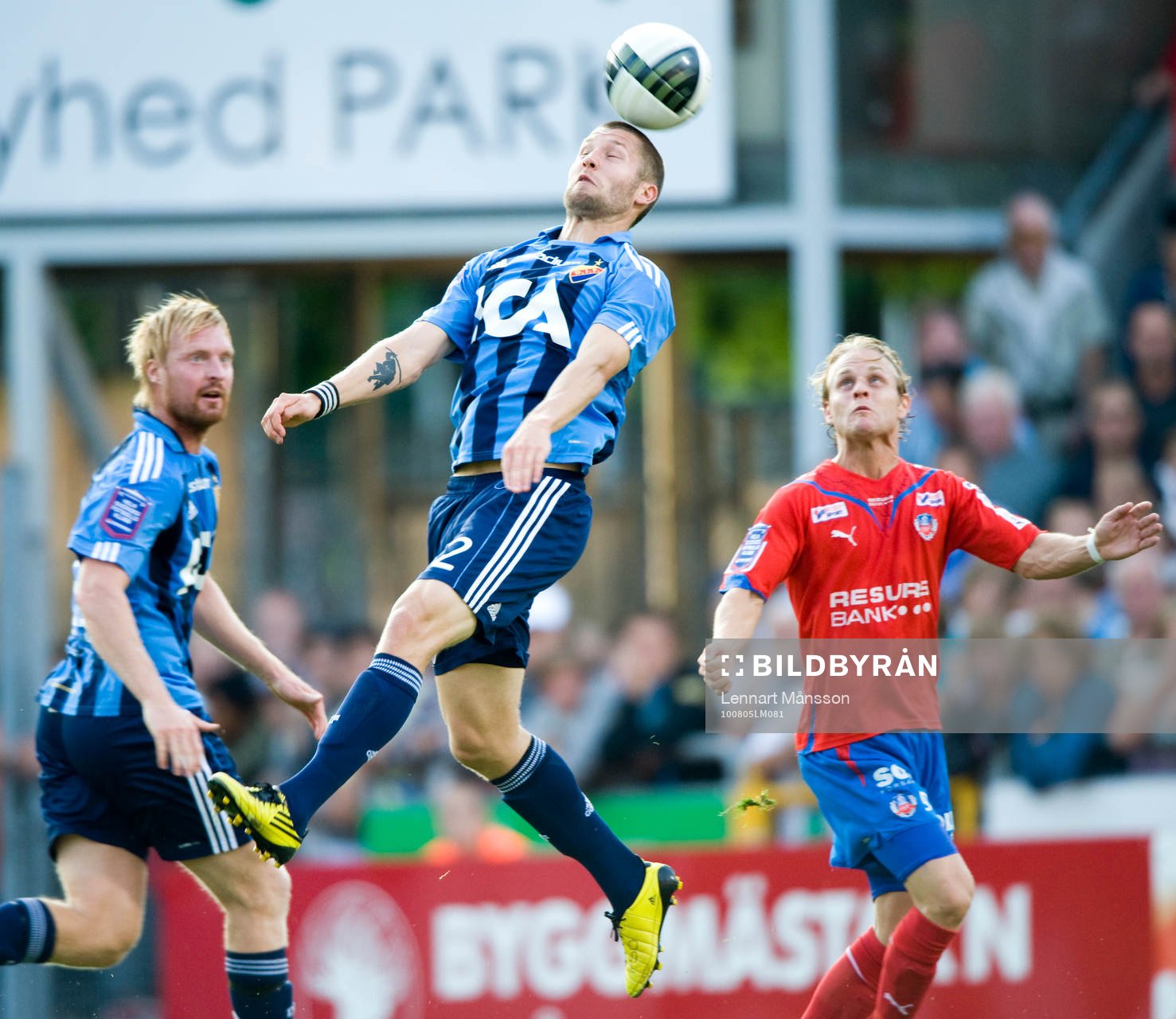 Joona Toivo, Djurgården, nickar och t.v. Jani Lyyski