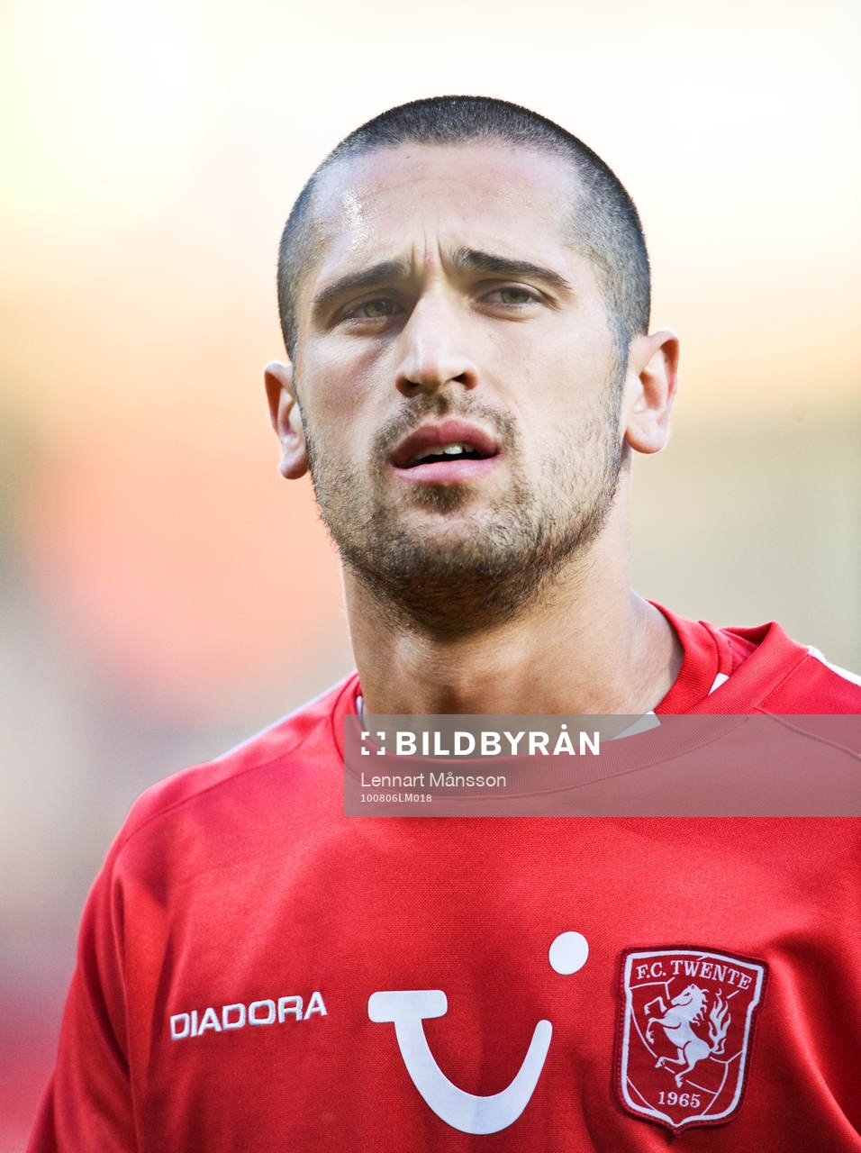 Emir Bajrami, porträtt