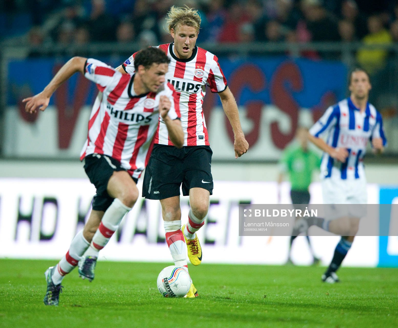 Ola Toivonen och Marcus Berg, Eindhoven, samarbetar