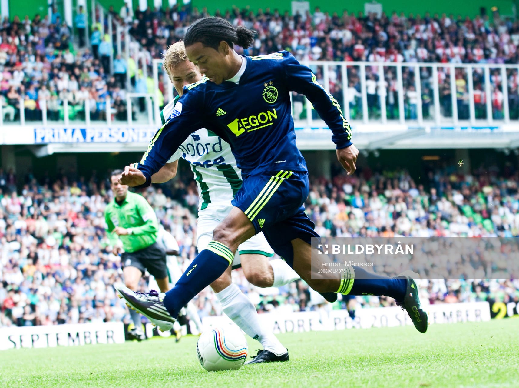 Urby Emanuelson, Ajax