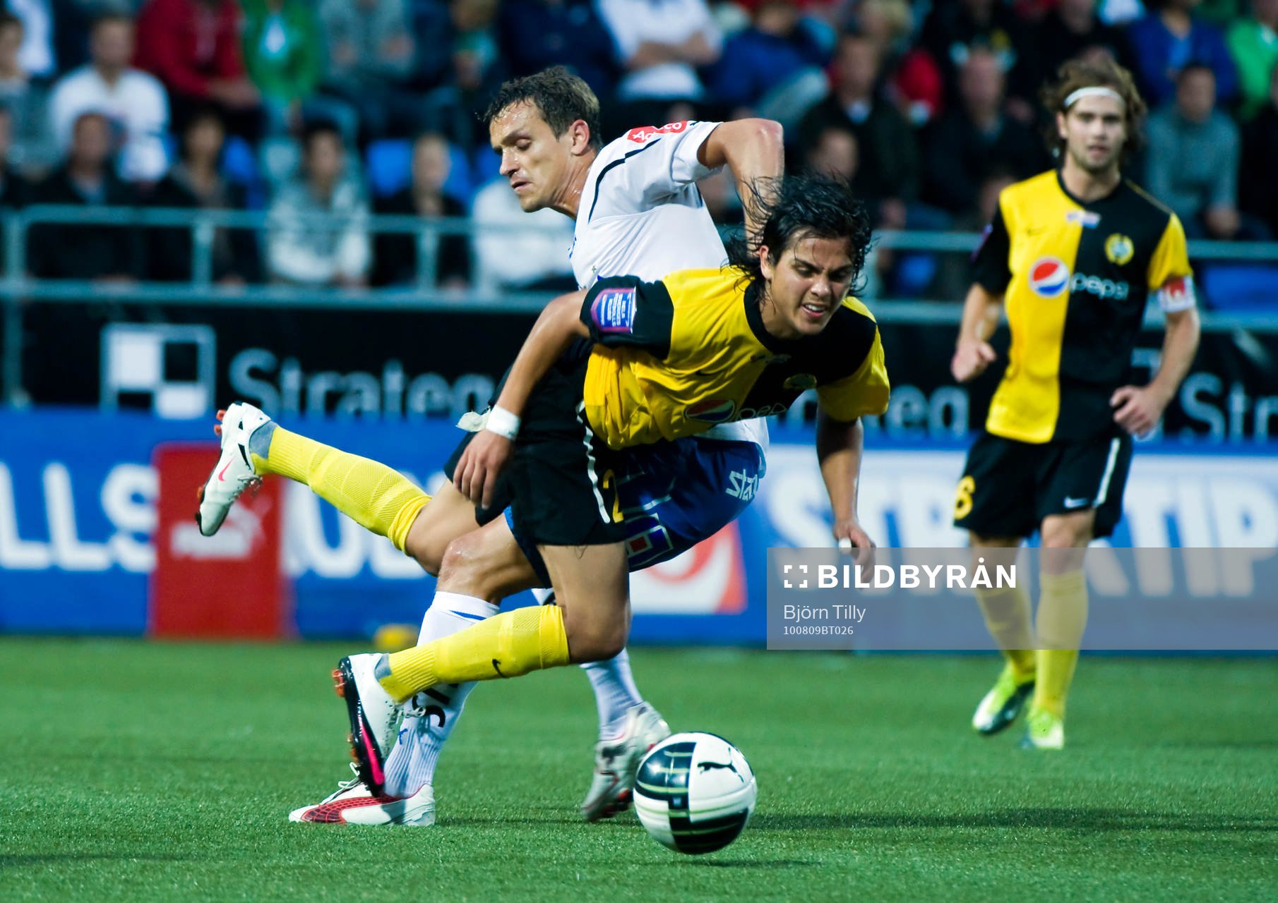 Sphetim Hasani,  Norrköping och Mauro Saez Jarpa, Hammarby