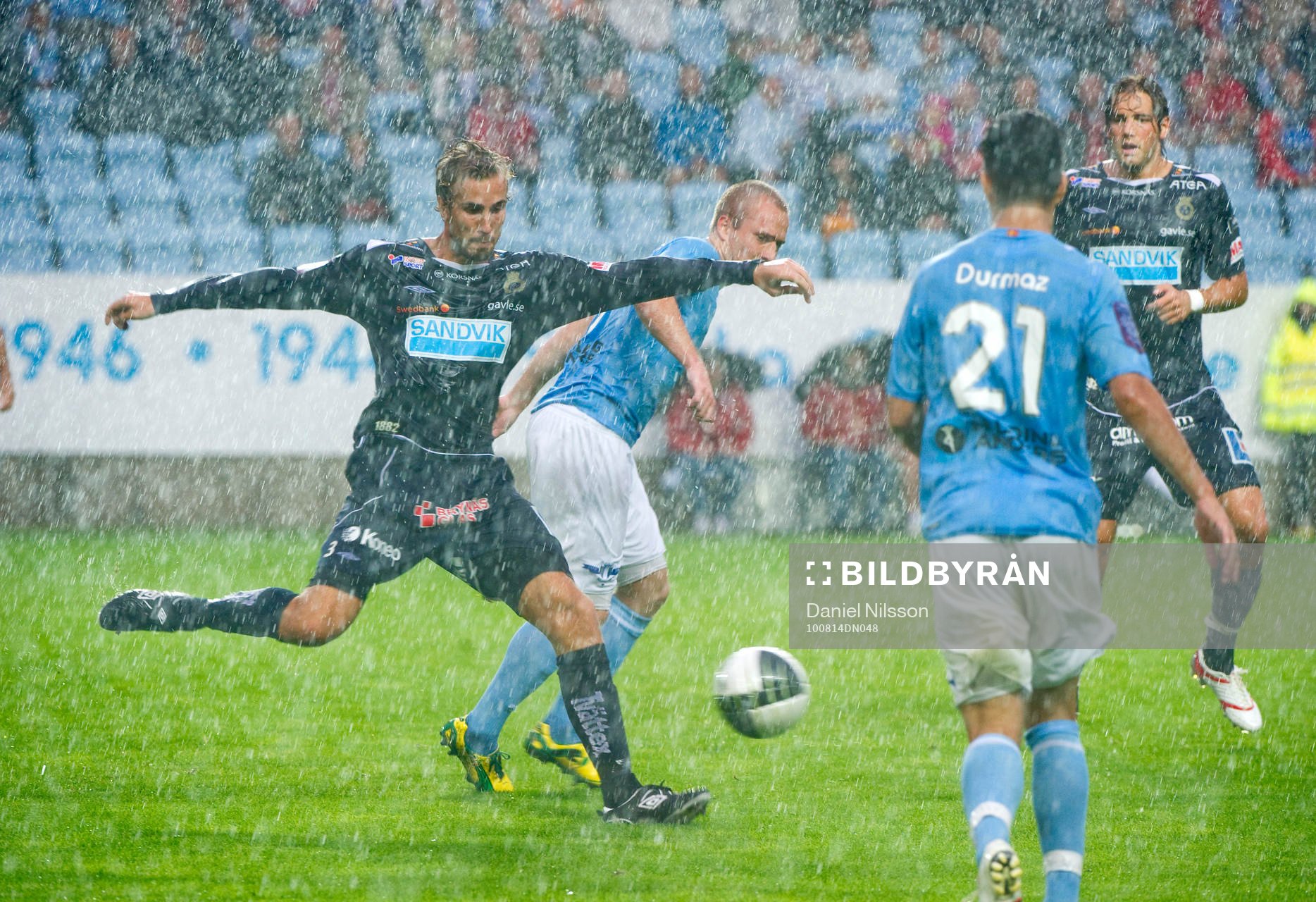 Daniel Larsson, Malmö och Daniel Theorin, Gefle närkamp i