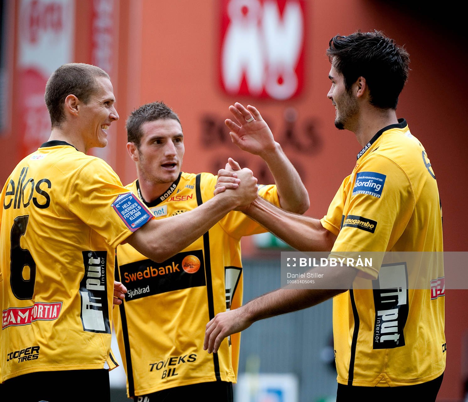Denni Avdic, Elfsborg, gör 3-1. Jubel. Jon Jönsson, James