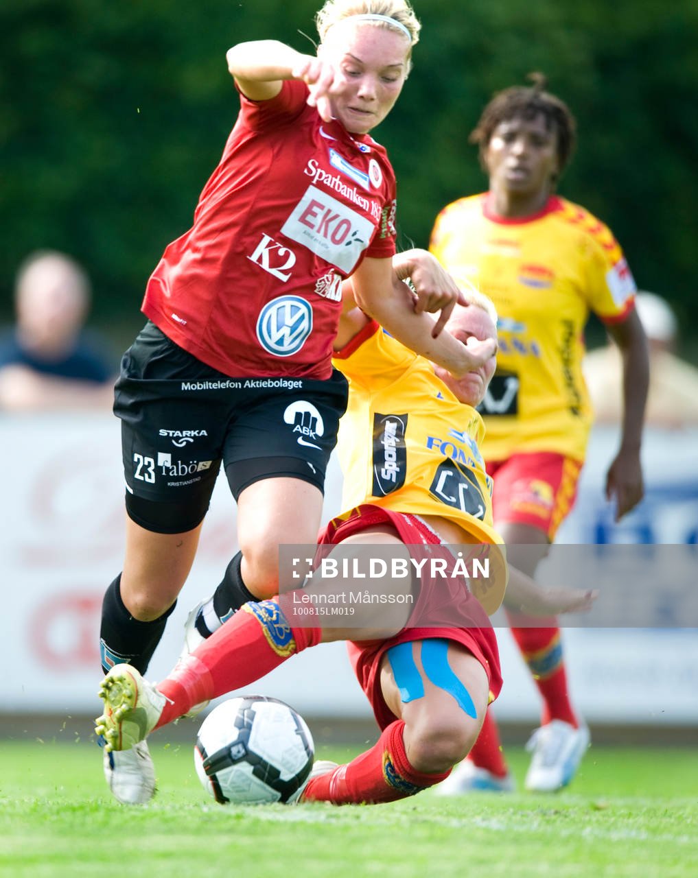 Margret Lara Vidarsdottir, Kristianstad, och Johanna Frisk,