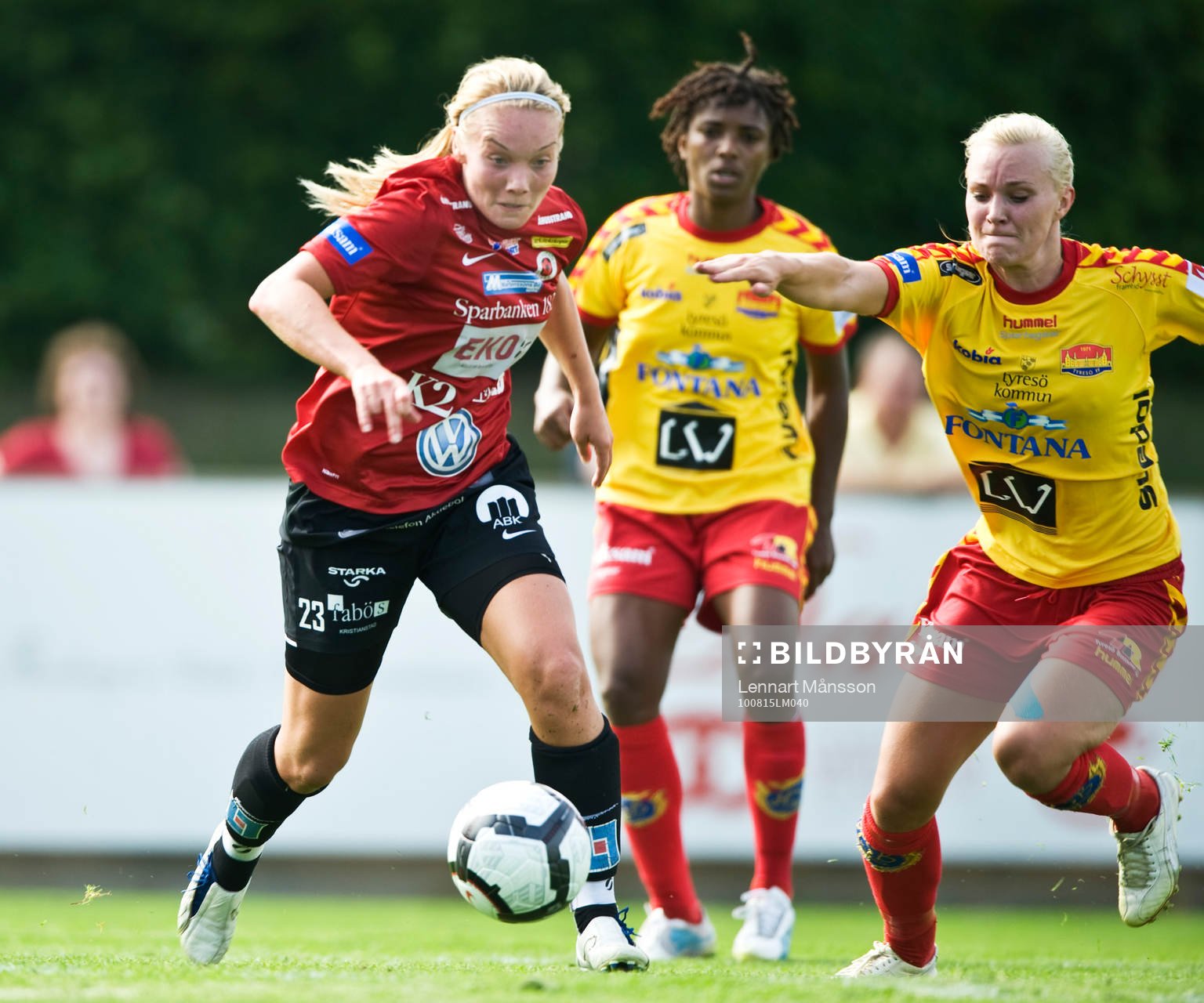 Margret Lara Vidarsdottir, Kristianstad, och Johanna Frisk,