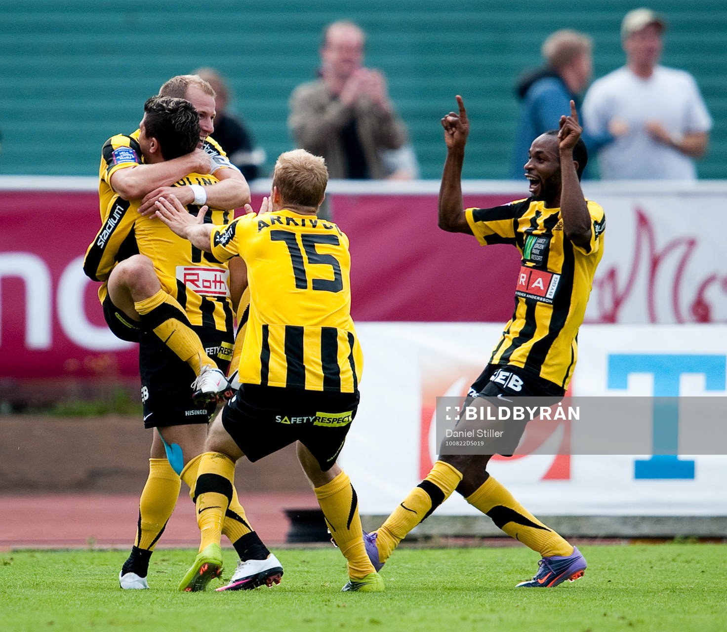 Jonas Henriksson, Häcken, gör 1-0. Jubel