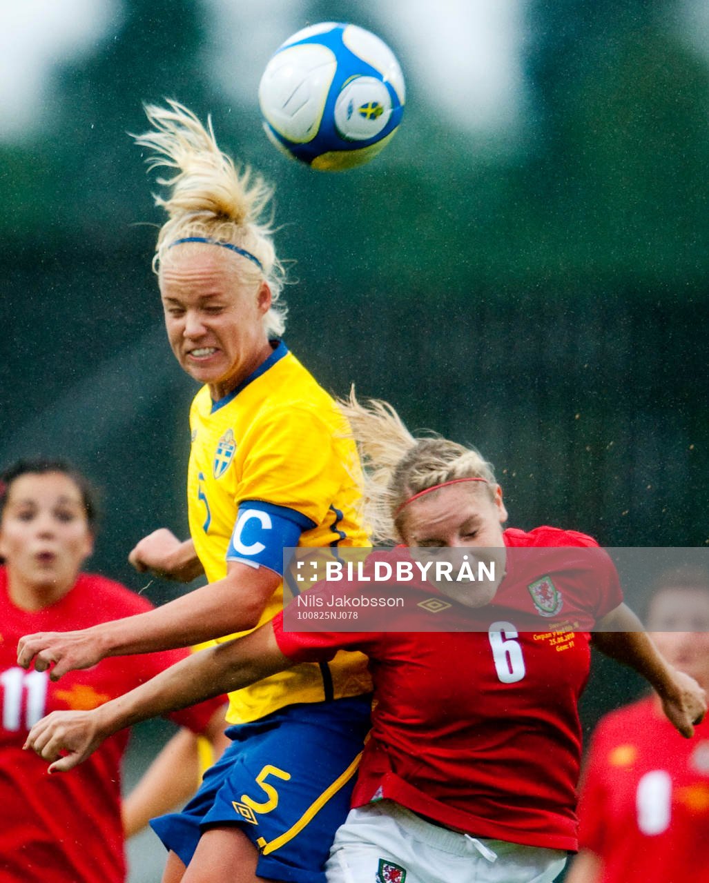 Caroline Seger, Sverige, Katie Daley, Wales