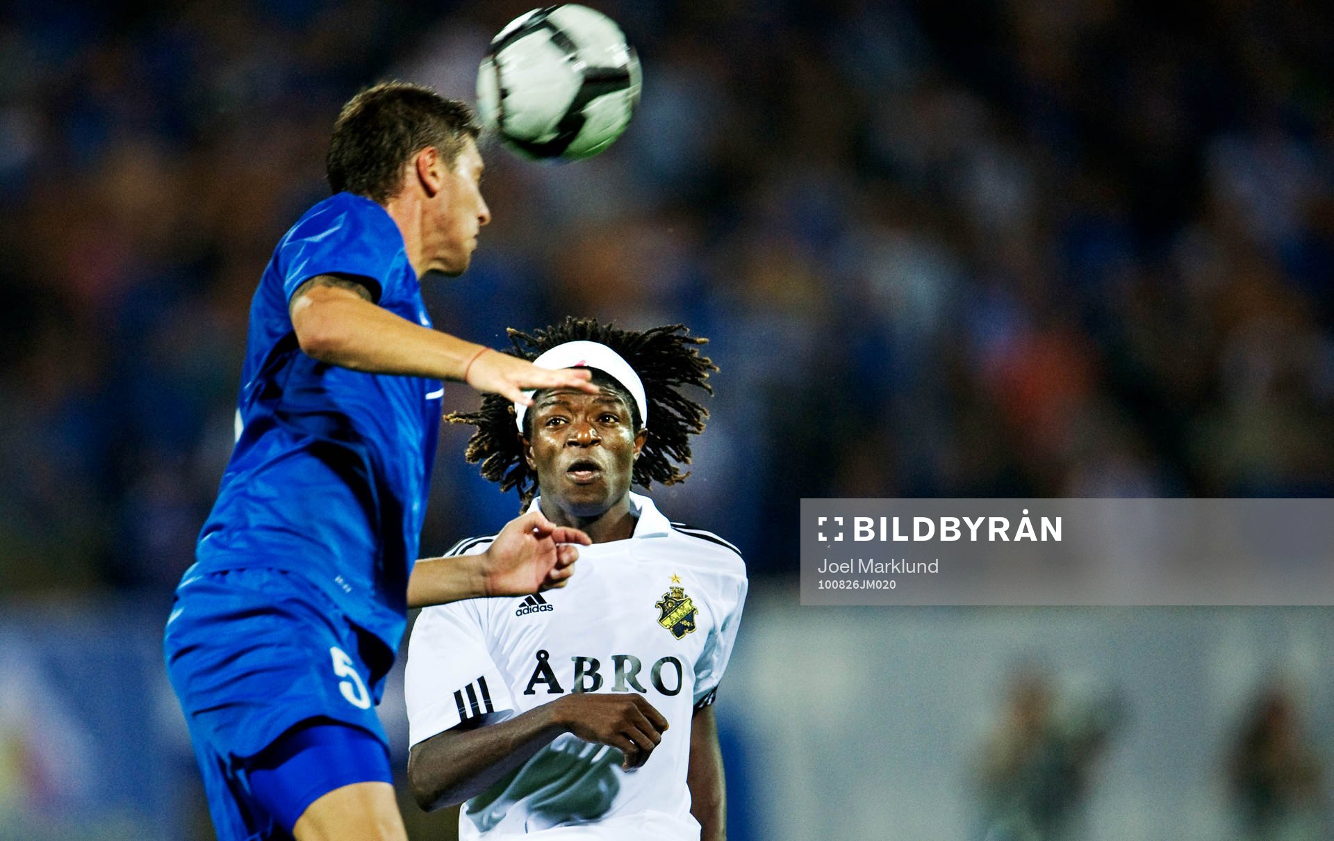 Ivo Ivanov, Levski, nickar bort bollen framför Mohamed