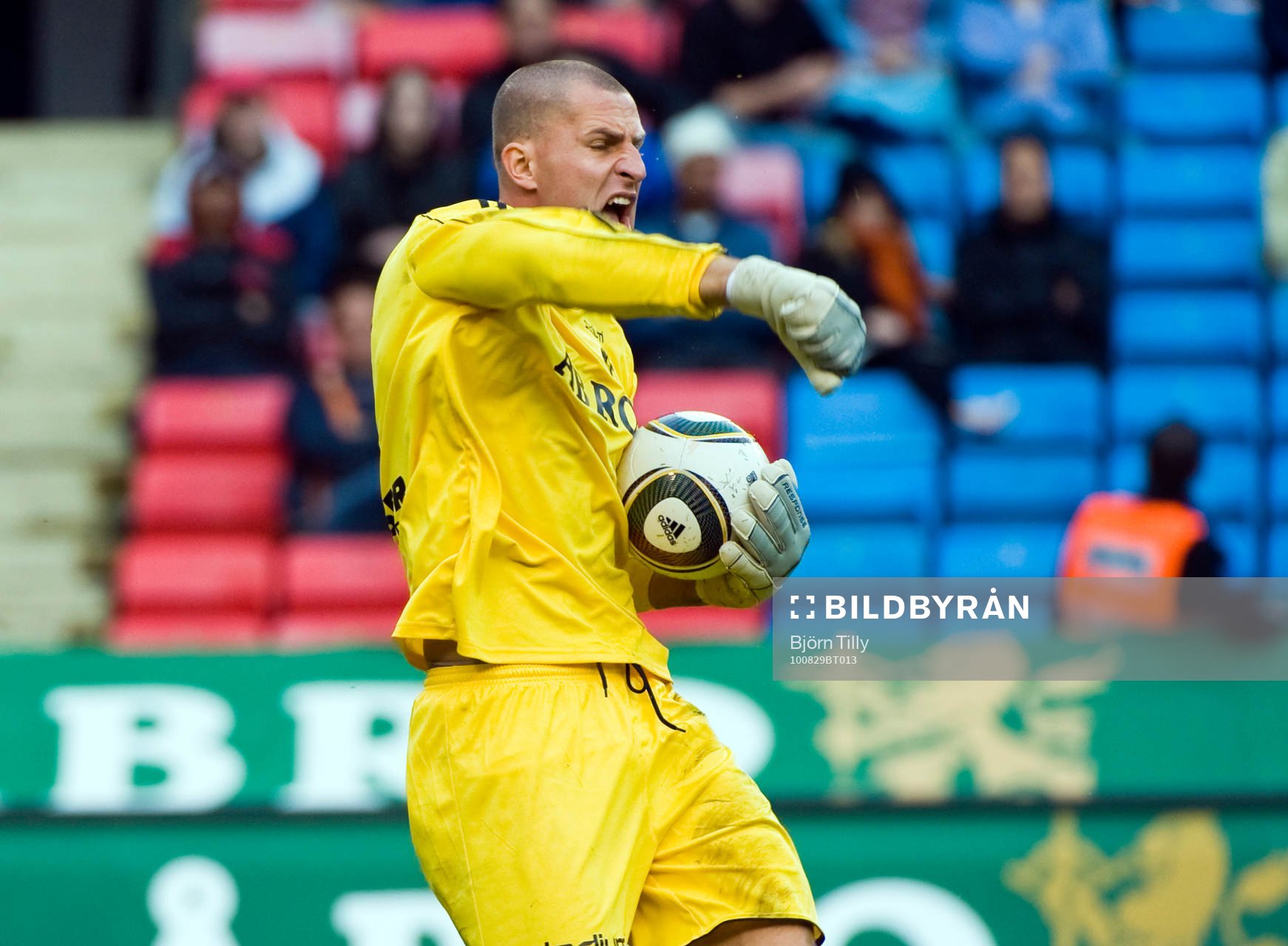 Ivan Turina, målvakt, AIK