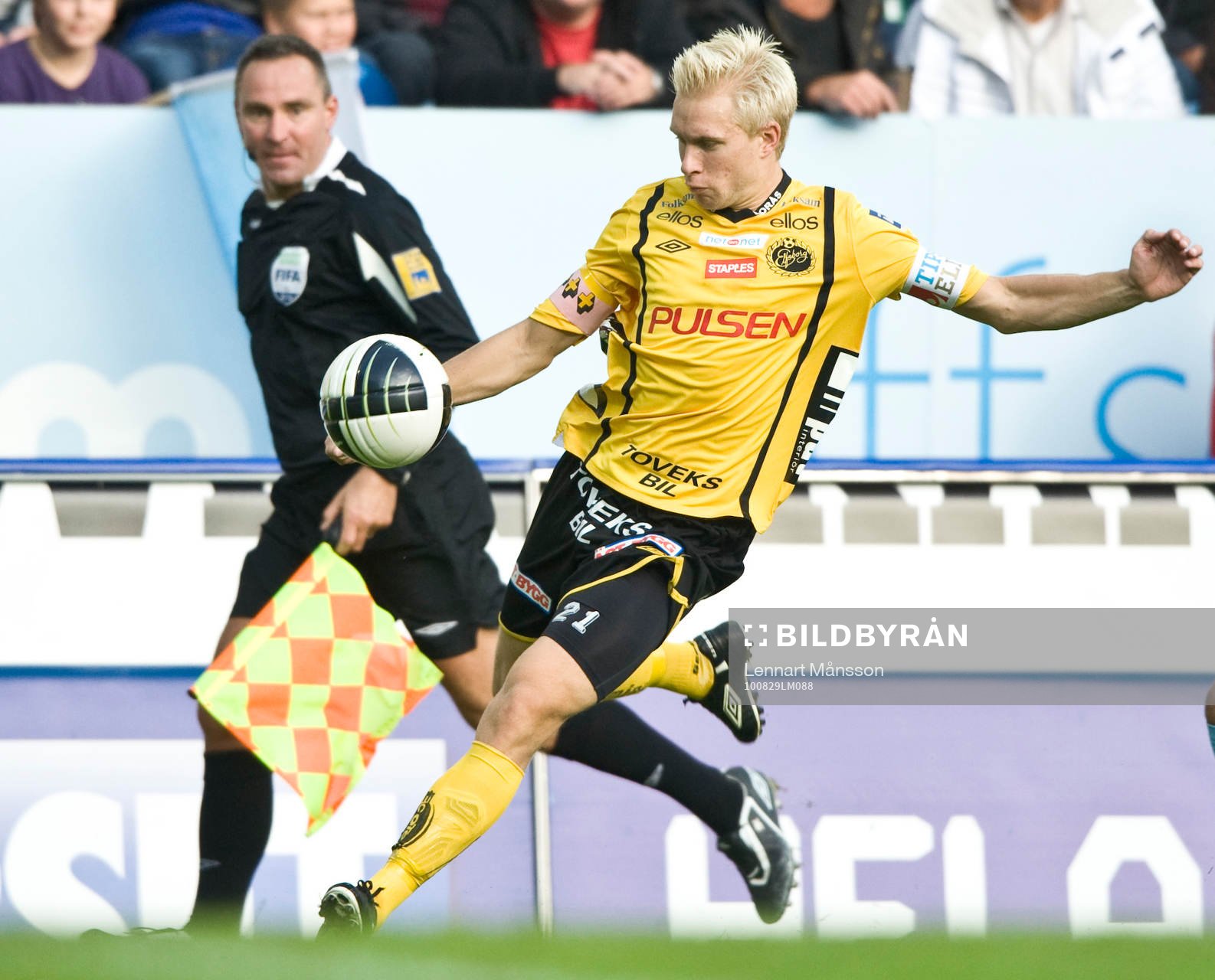 Johan Larsson. Assisterande domare