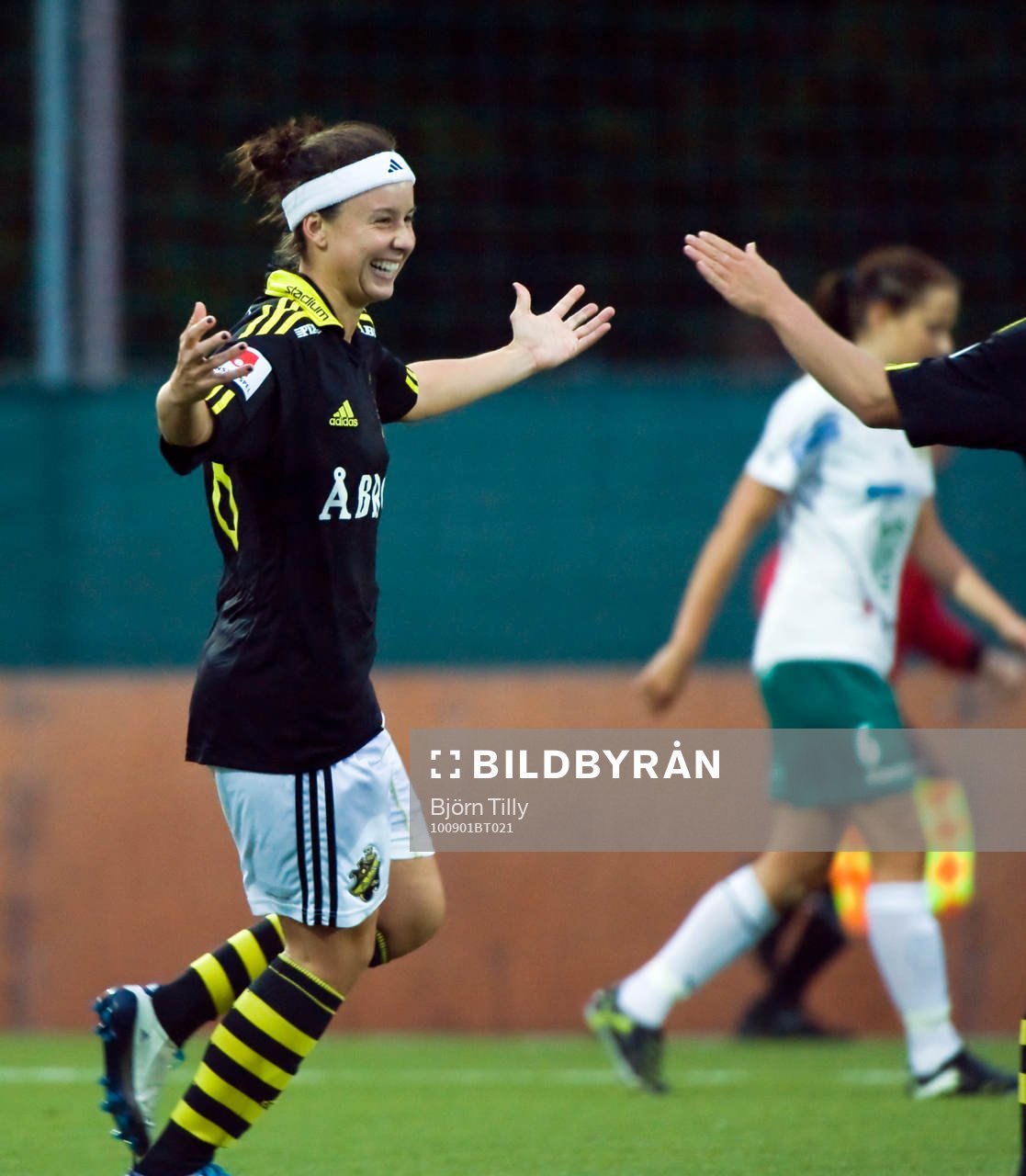  Tifany Weimer, AIK, jubel efter 1-0.