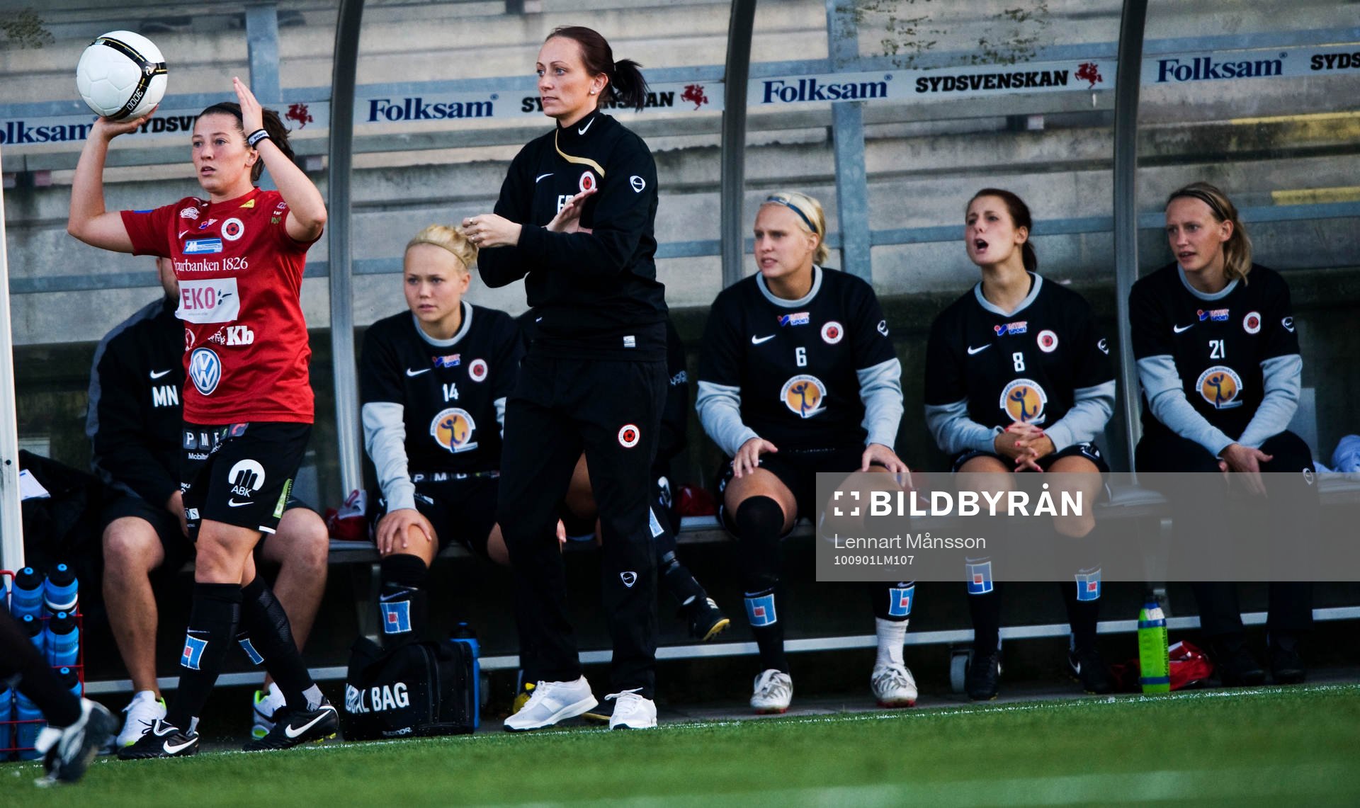 Elisabet Gunnarsdottir, tränare, Kristianstad. Inkast