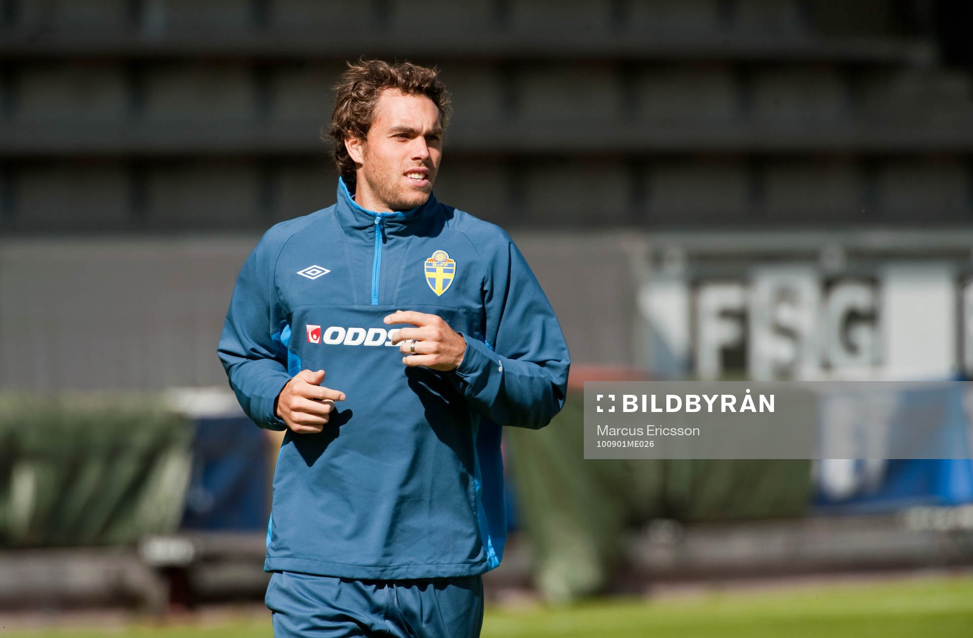 Johan Elmander joggade runt lite
