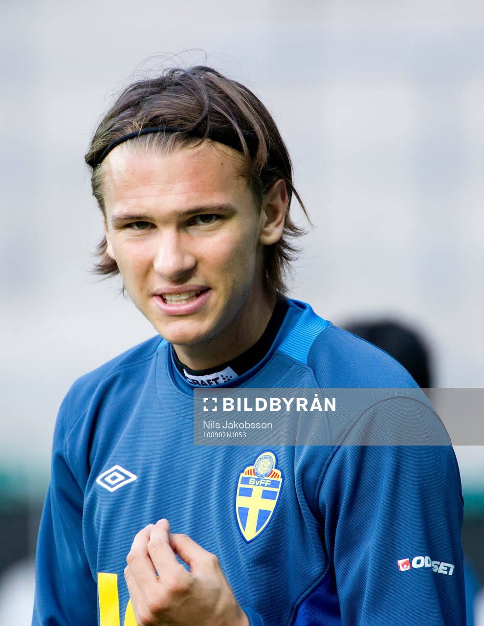 Albin Ekdal grinar illa