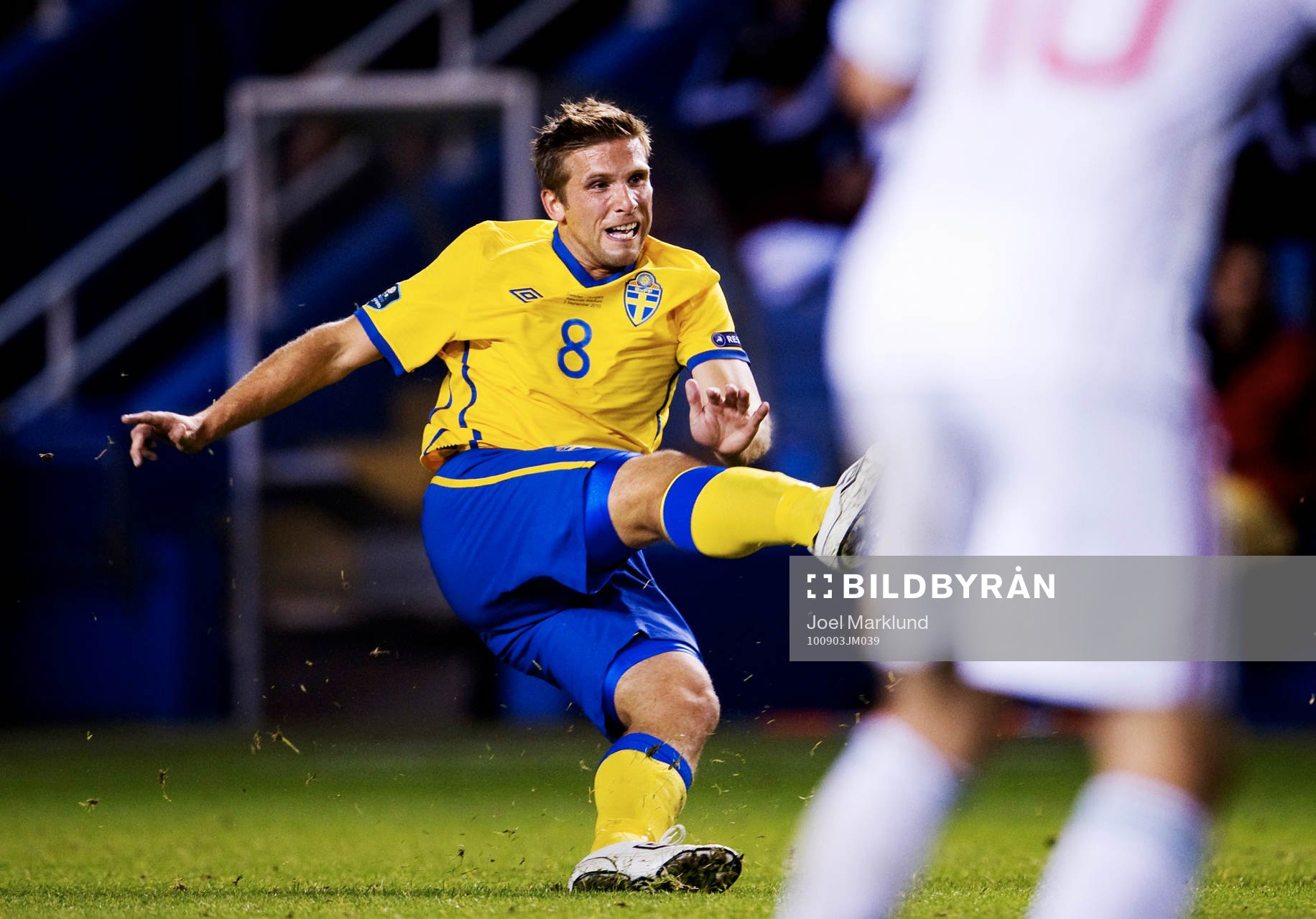 Anders Svensson, Sverige, skjuter mot mål.