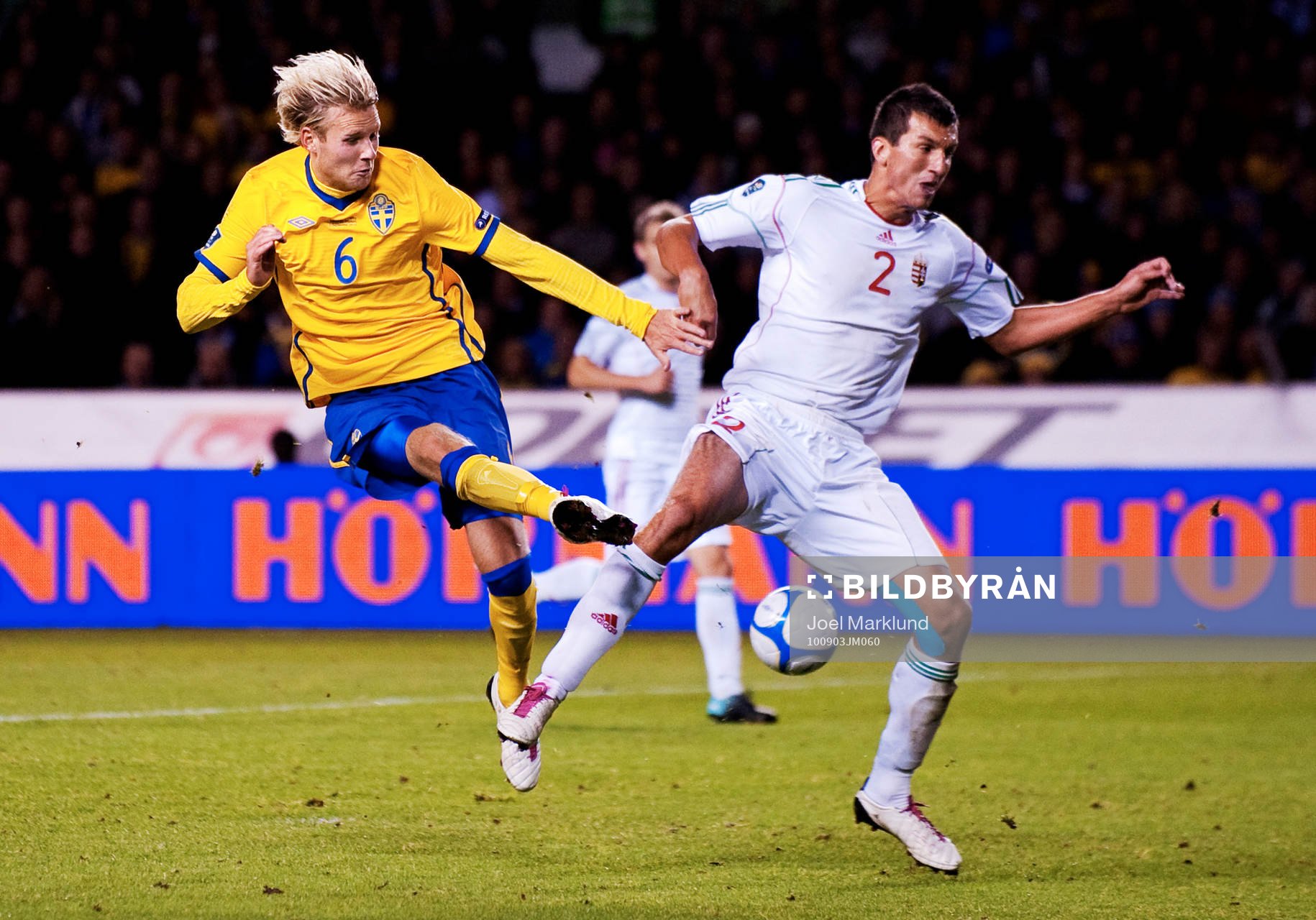 Ola Toivonen, Sverige, utmanas Zoltan Liptak, Ungern