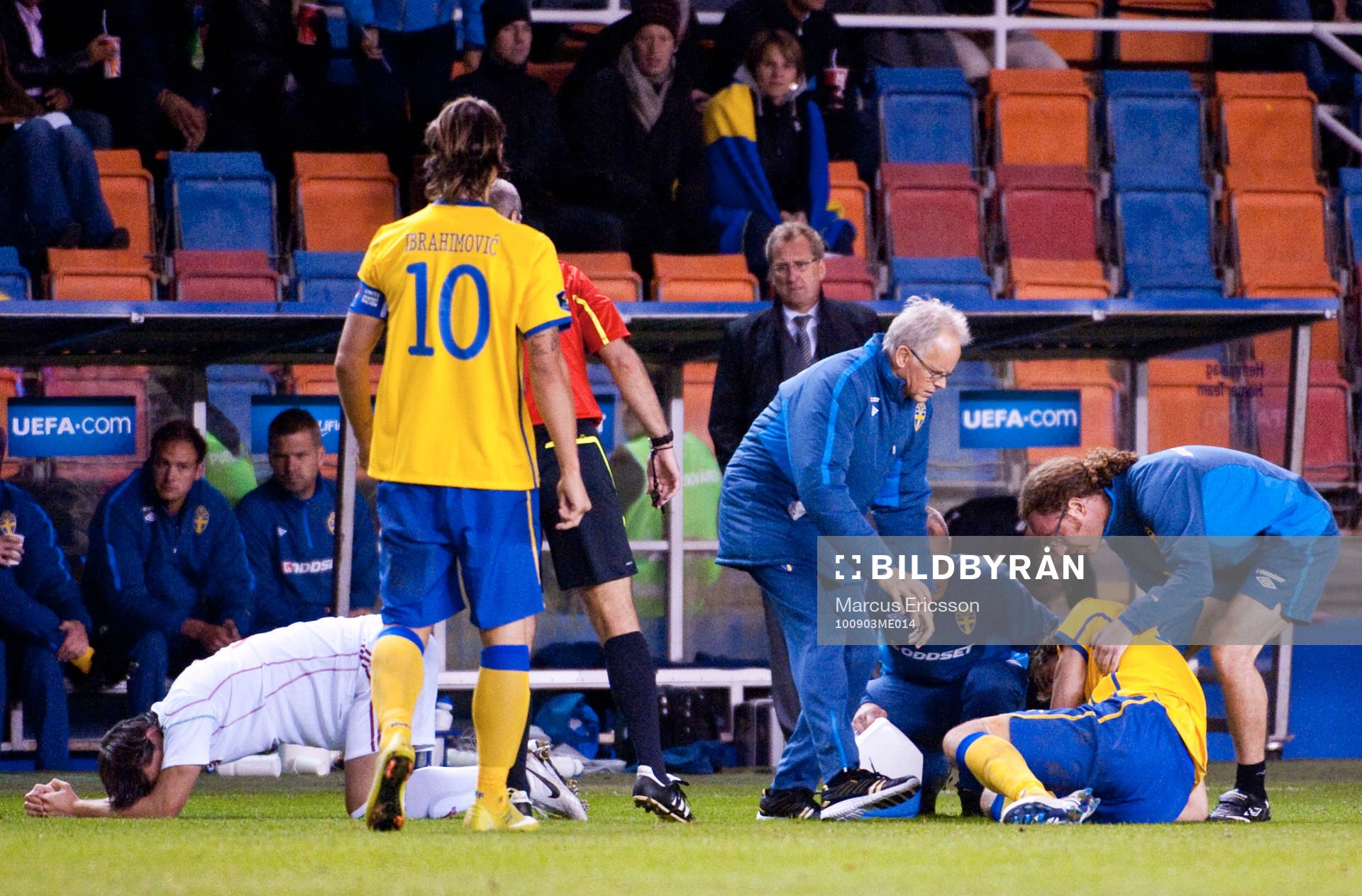 Johan Elmander, Sverige slår ihop med Zsolt Laczko, Ungern