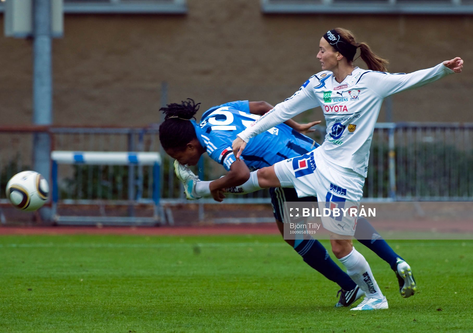 Onome Ebi, Djurgården och Kosovare Asllani, Linköping