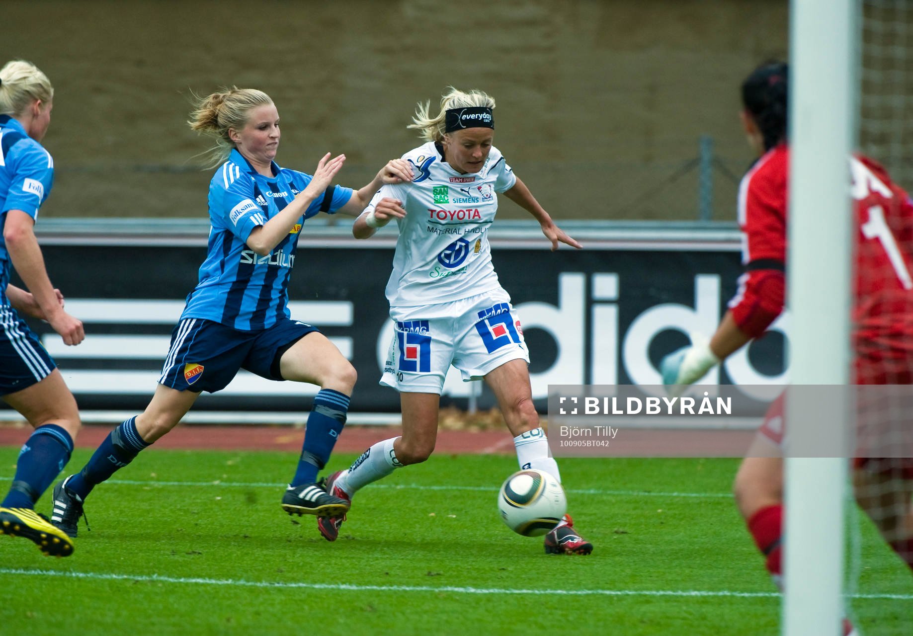 Matilda Mörn, Djurgården och Josefine Öqvist, Linköping