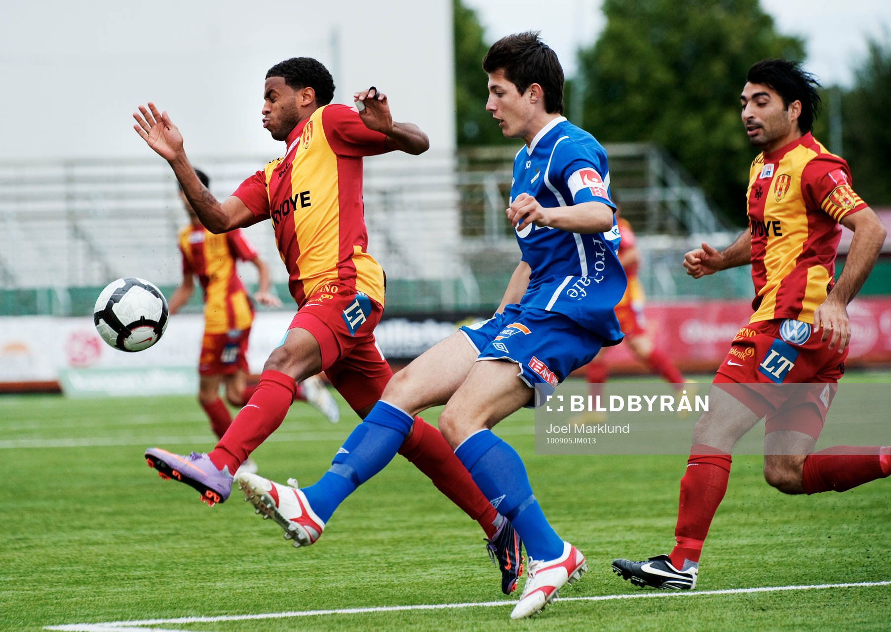 Yussuf Saleh, Syrianska, och Oliver Nedanovski, Öster