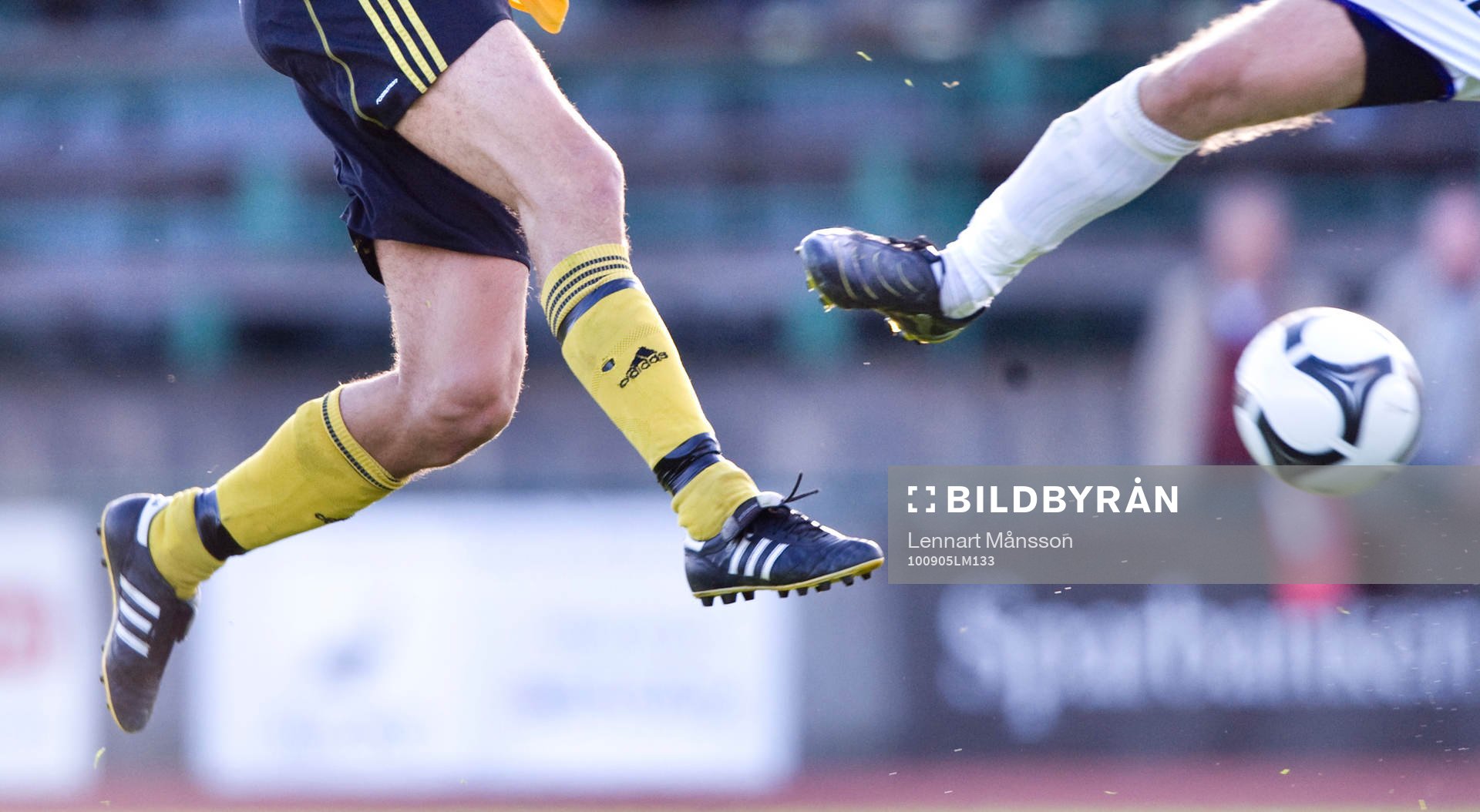 Skott, högerskott, fotbollssko, boll, fotboll