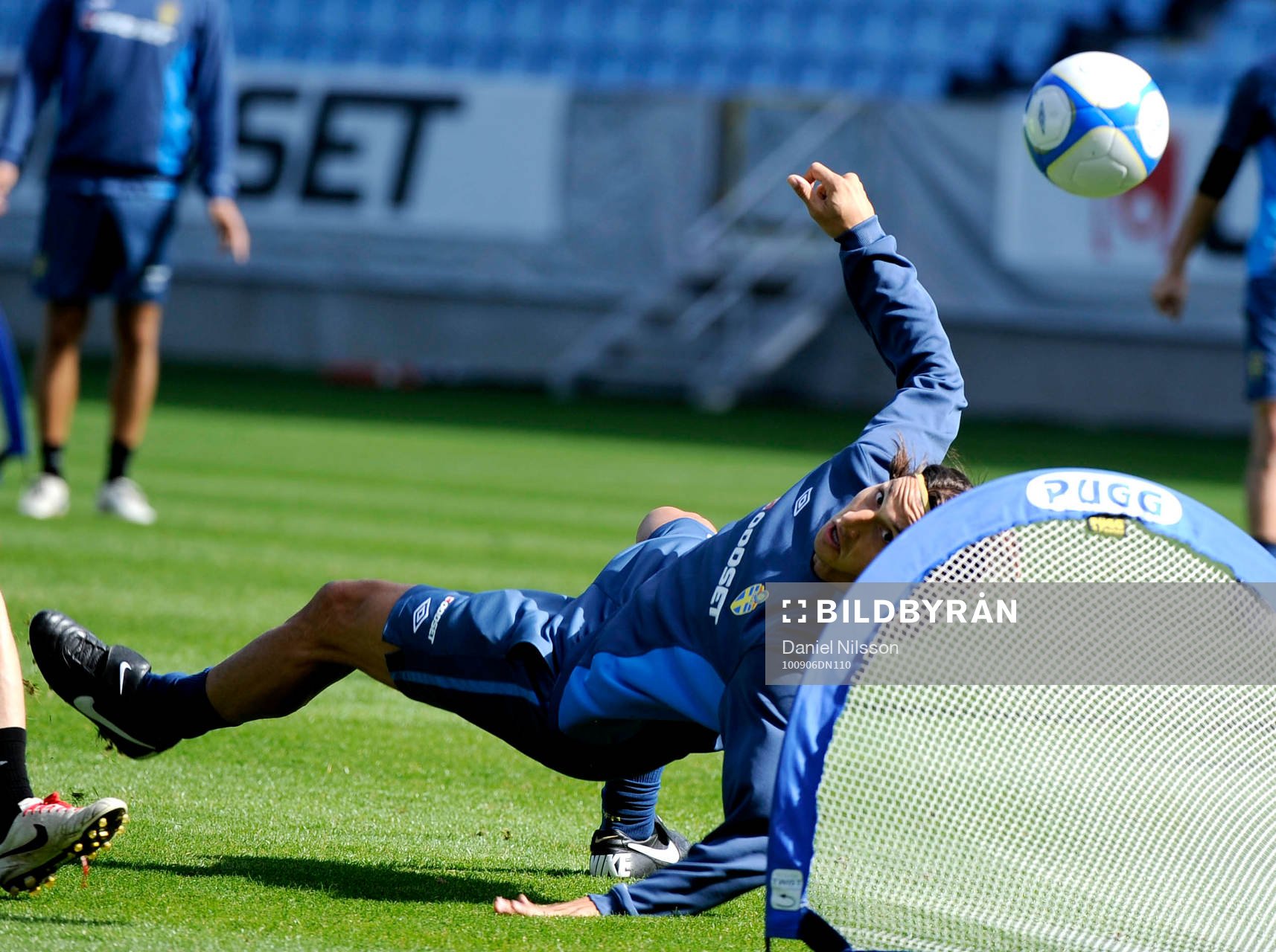 Zlatan Ibrahimovic gör konster
