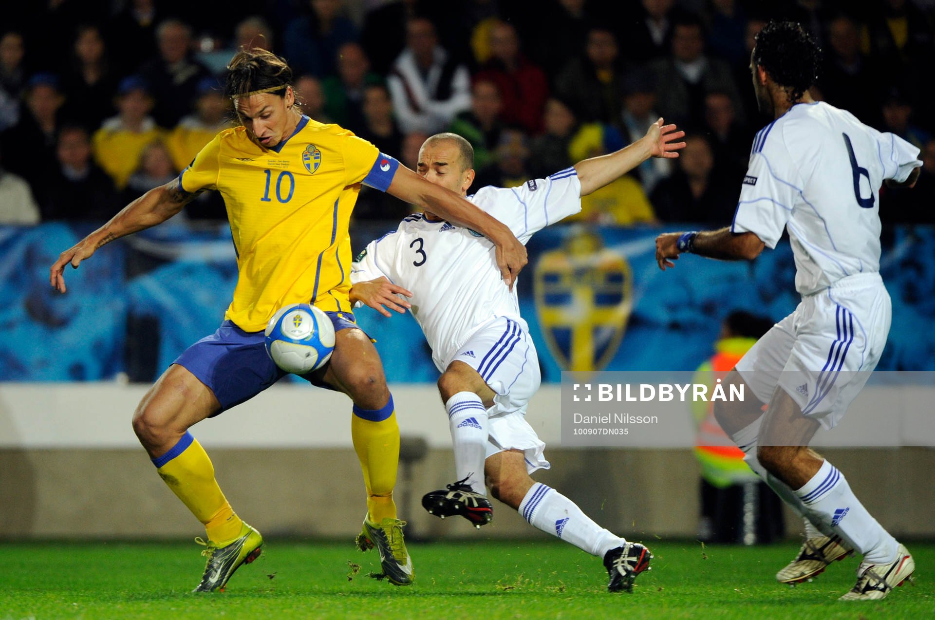 Zlatan Ibrahimovic, Sverige och Damiano Vannucci, San Marino