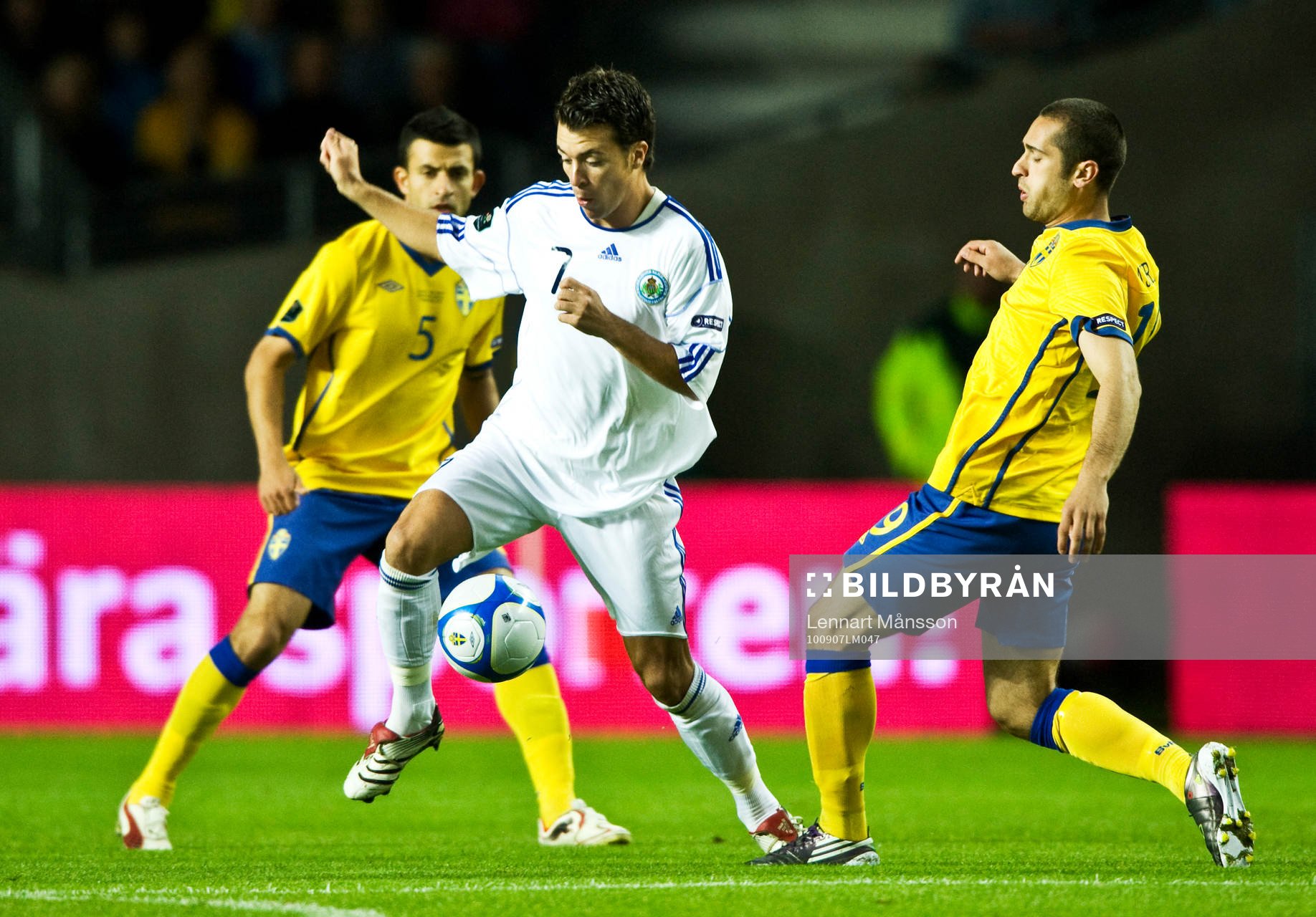 Matteo Vitaioli, San Marino och Emir Bajrami, Sverige