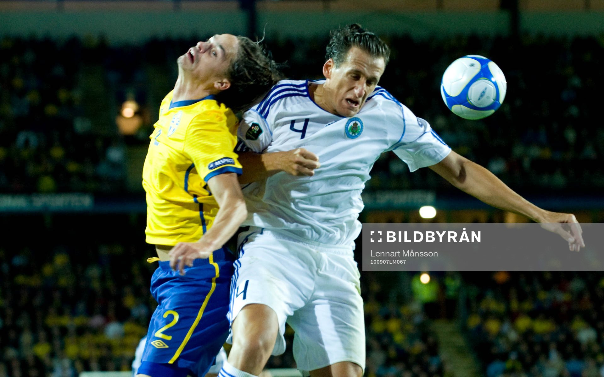 Mikael Lustig, Sverige och Simone Bacciocchi, San Marino
